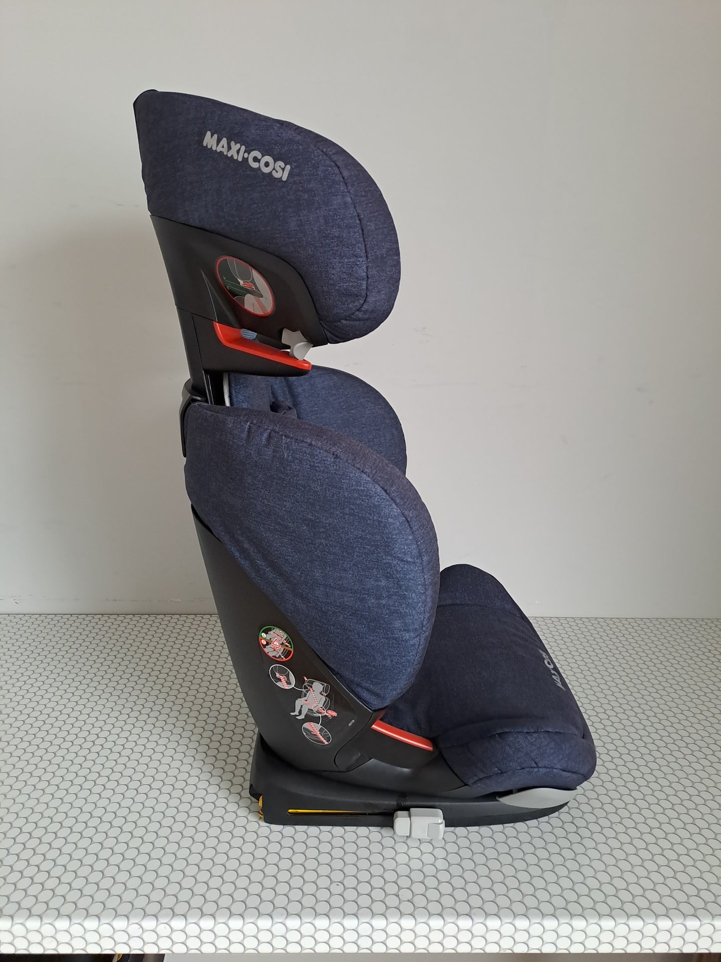 Maxi Cosi RodiFix AirProtect 15-36kg.