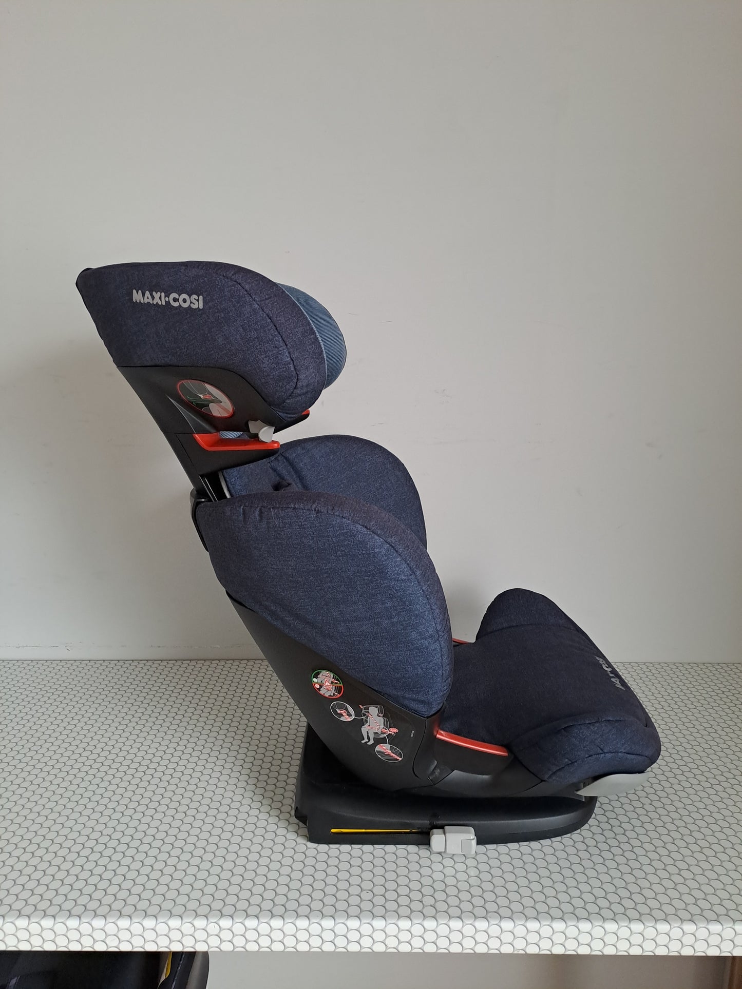 Maxi Cosi RodiFix AirProtect 15-36kg.