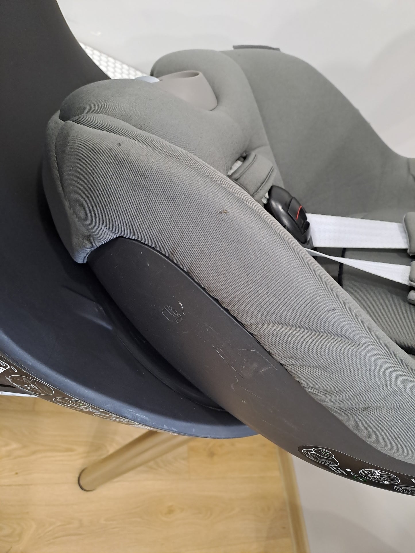 Cybex Sirona S2 i-Size 0-18kg.