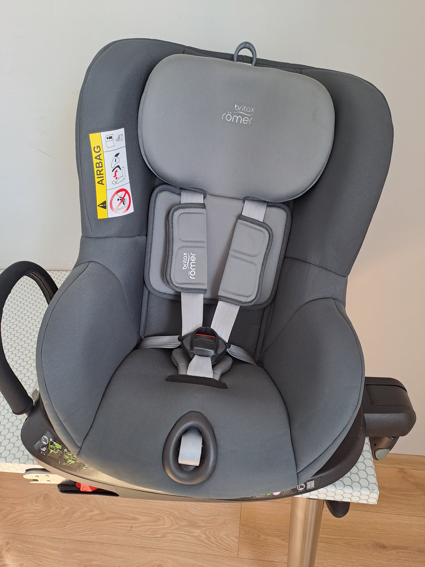 Britax Romer DualFix 2R 0-18kg.