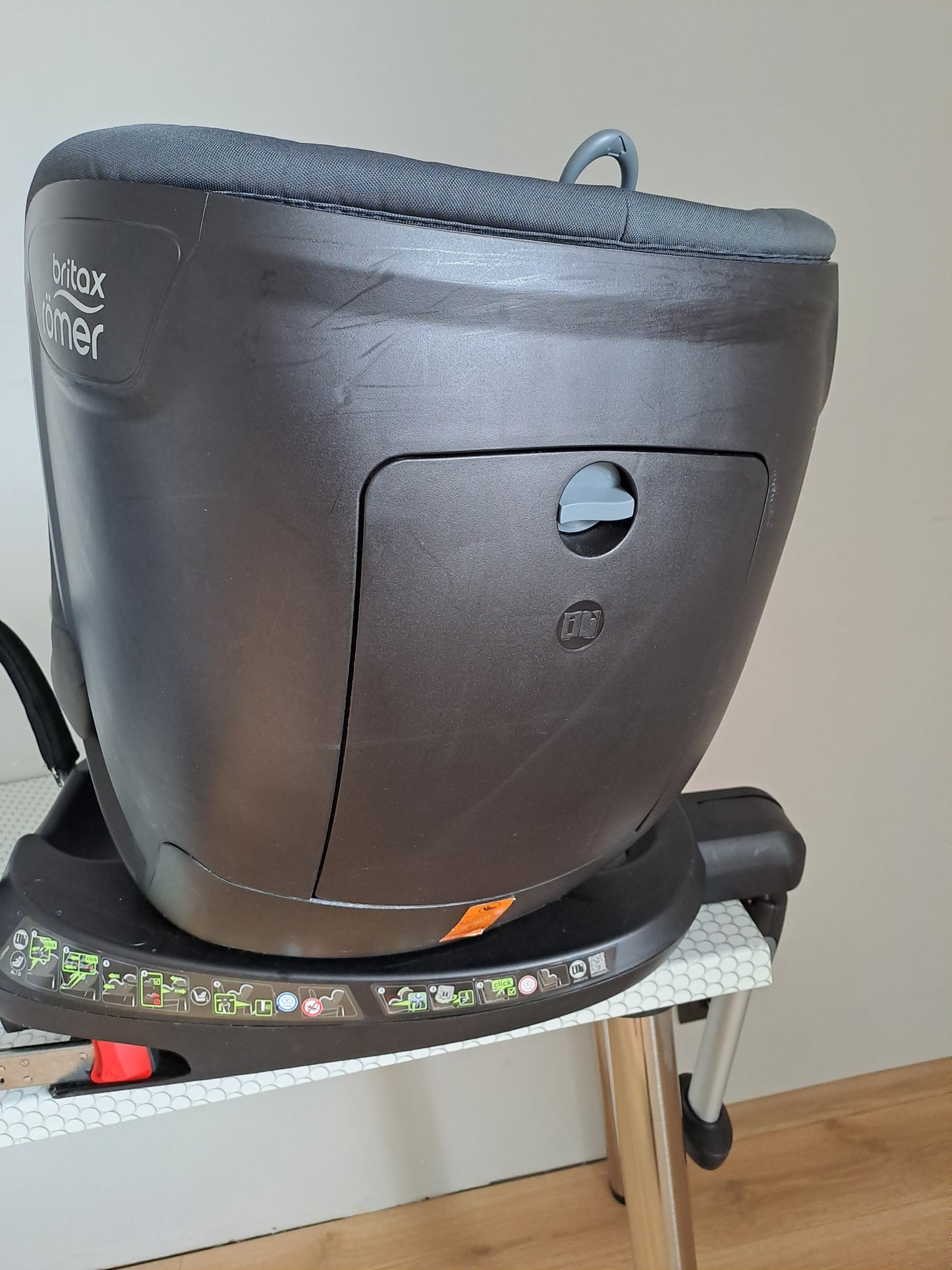 Britax Romer DualFix 2R 0-18kg.
