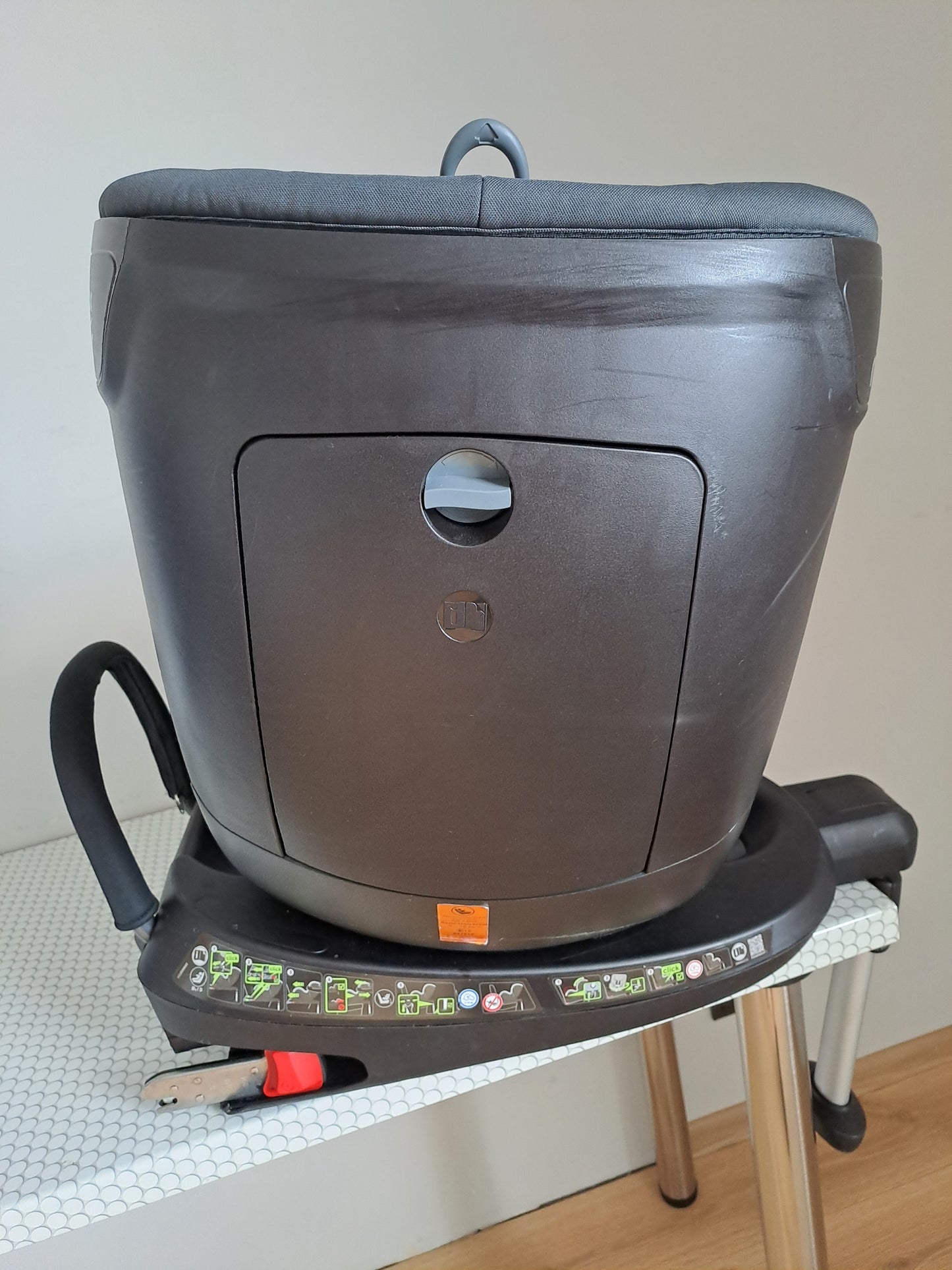 Britax Romer DualFix 2R 0-18kg.