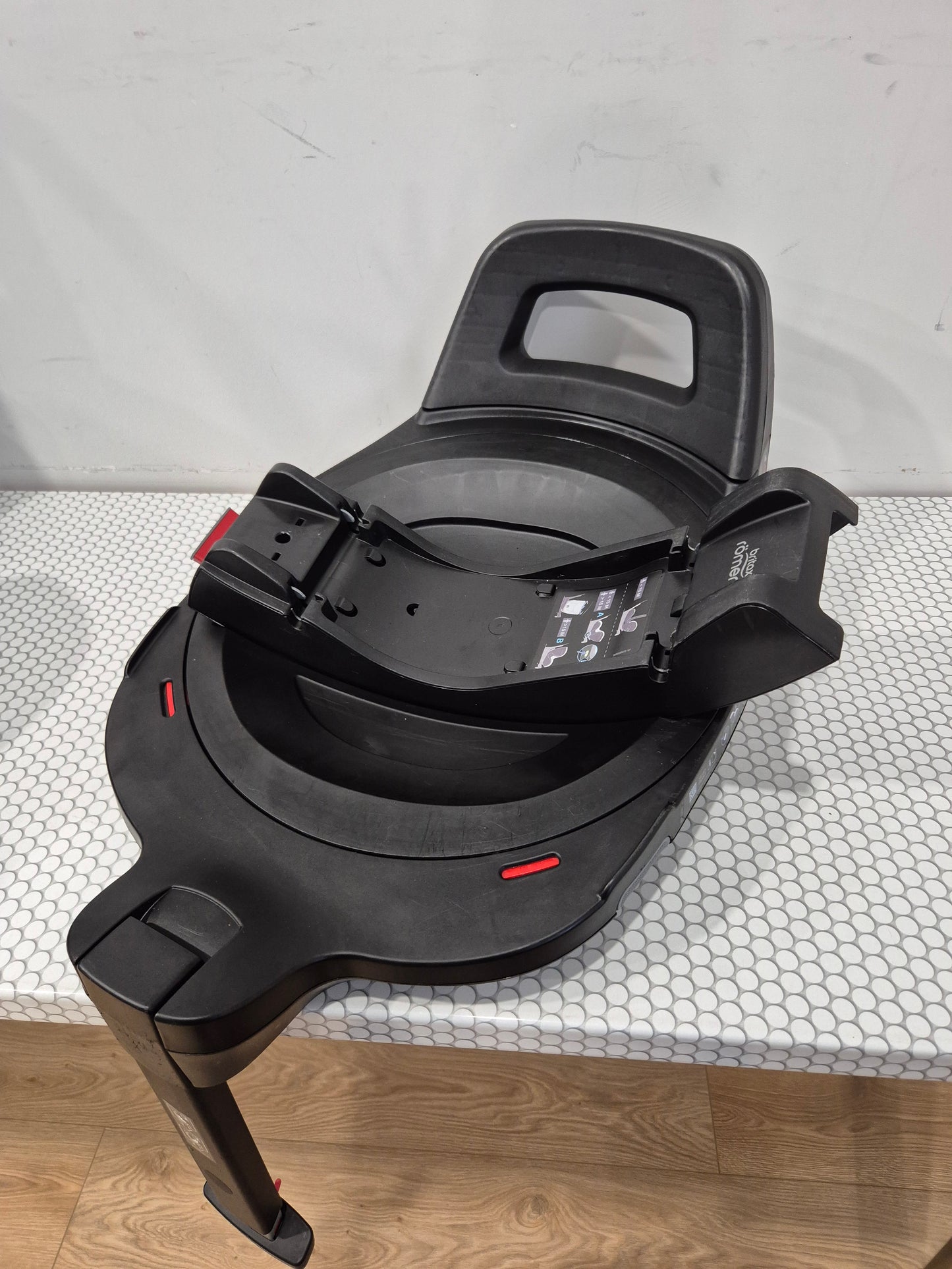 Baby-Safe Pro 0-13kg. ir Vario Base 5Z bazė