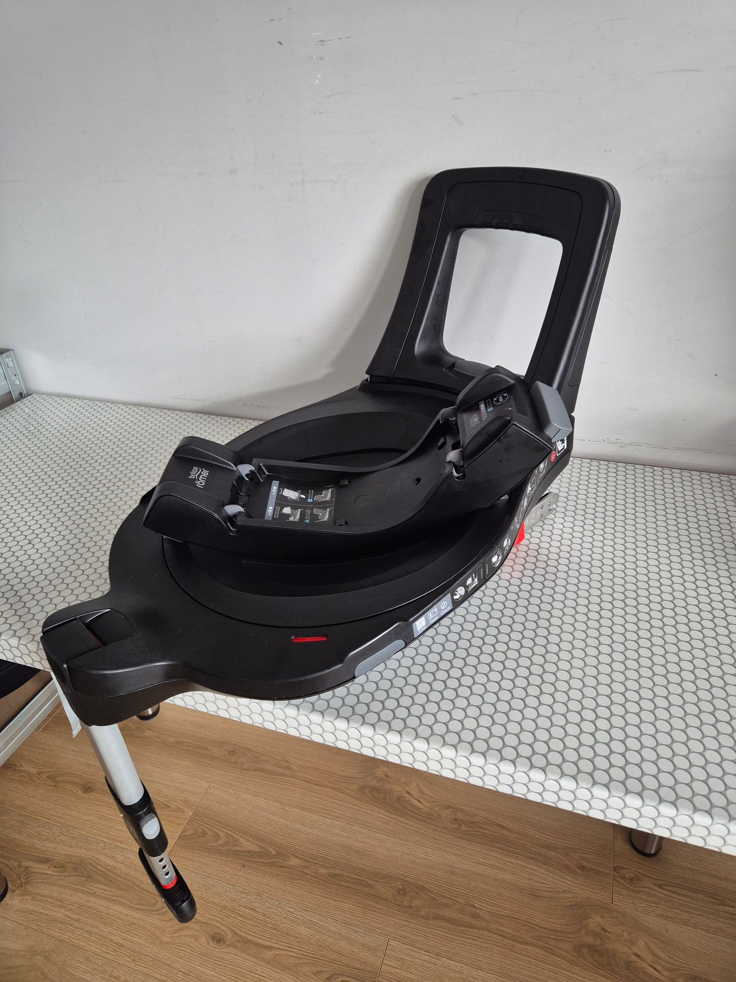 BRITAX Baby-Safe iSense 0-13kg. su Britax Flex Base iSense baze