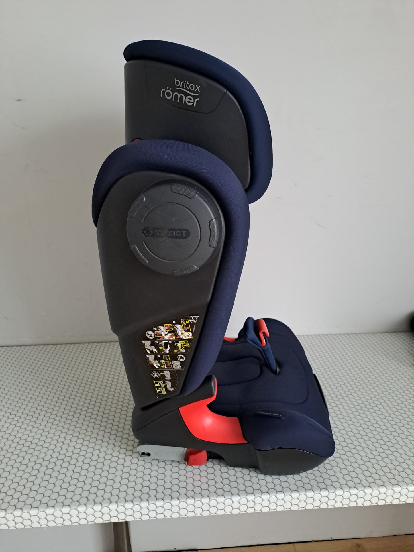 Britax Romer KidFix2 XP Sict 15-36kg