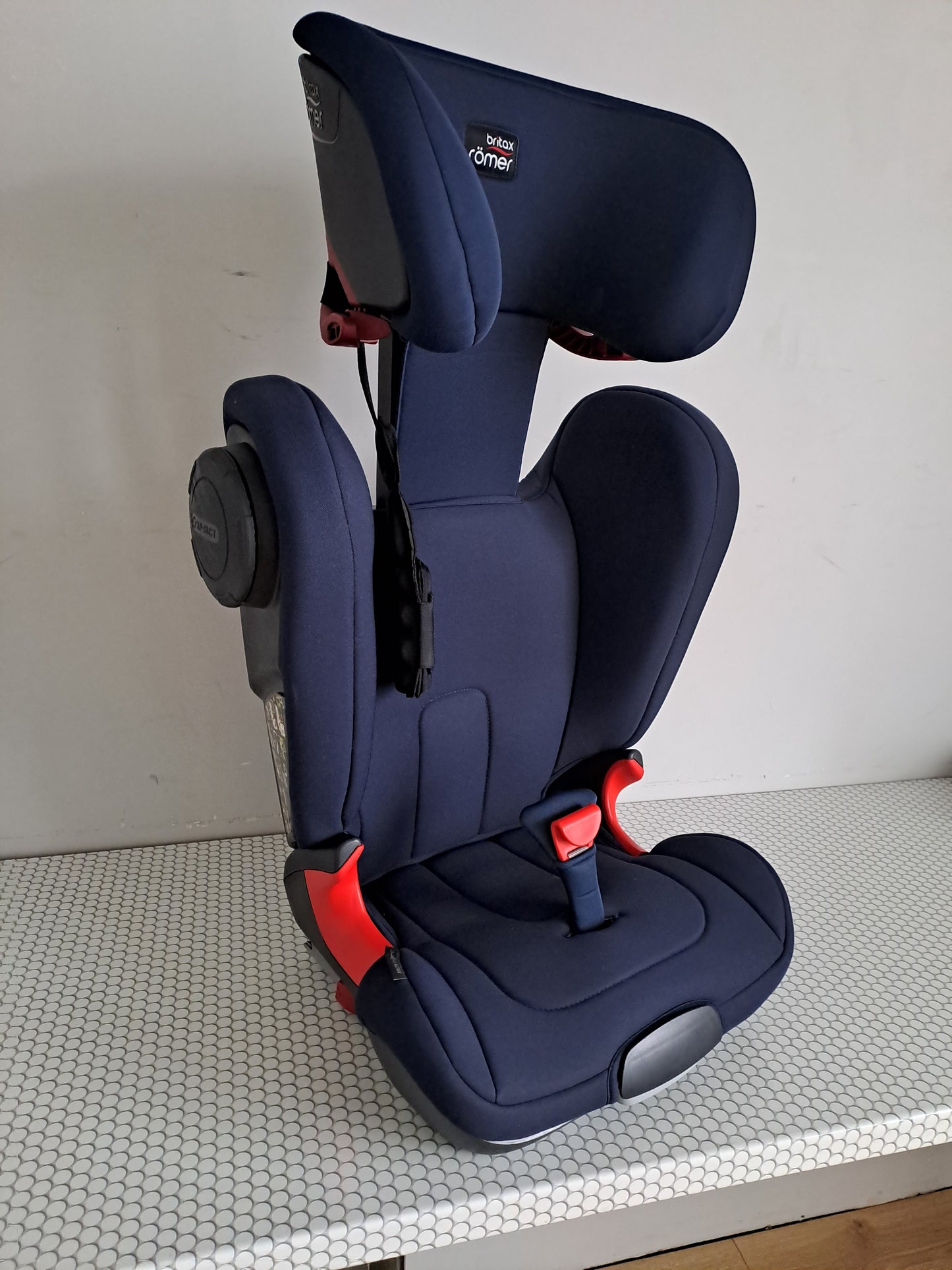 Britax Romer KidFix2 XP Sict 15-36kg