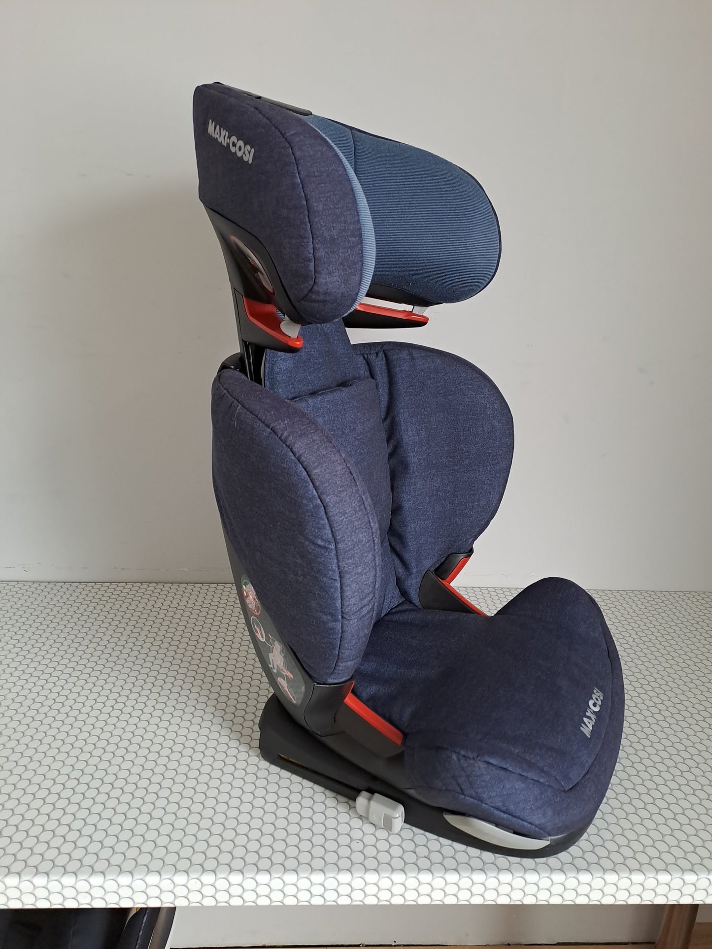Maxi Cosi RodiFix AirProtect 15-36kg.