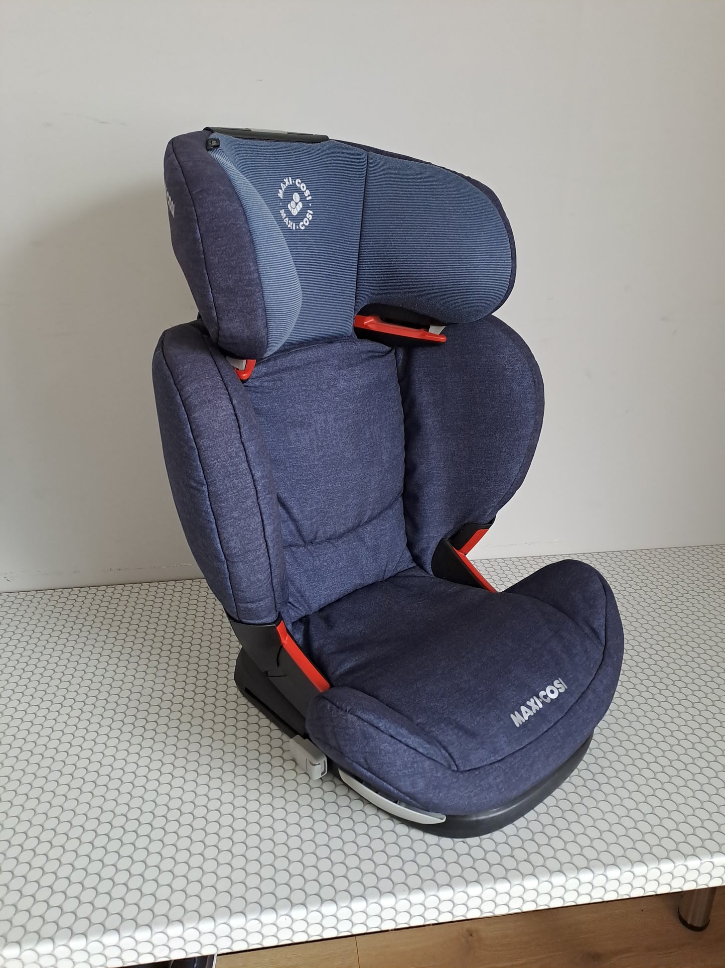 Maxi Cosi RodiFix AirProtect 15-36kg.