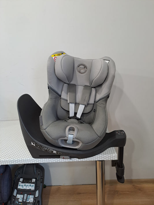 Cybex Sirona S2 i-Size 0-18kg.