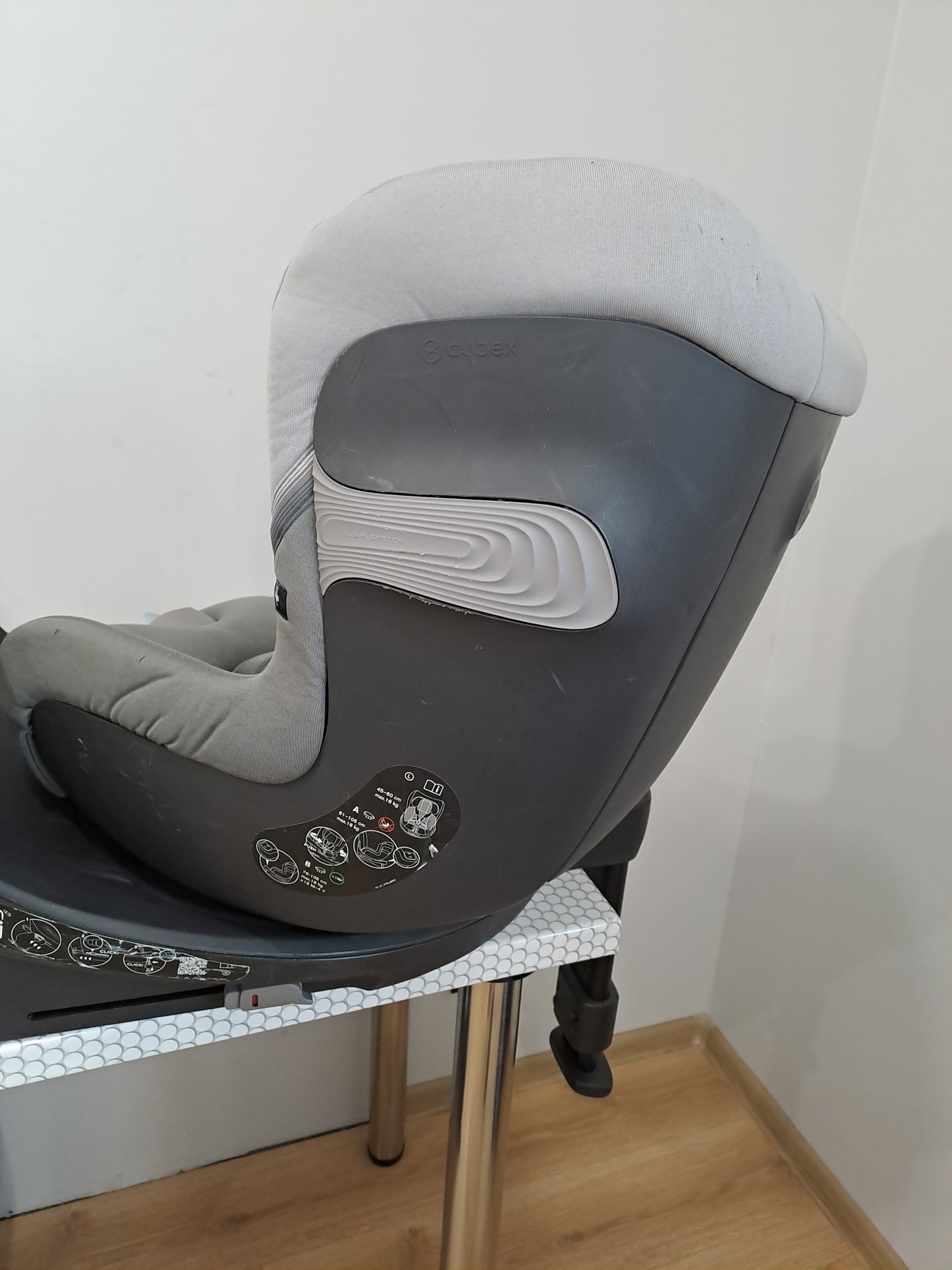 Cybex Sirona S2 i-Size 0-18kg.
