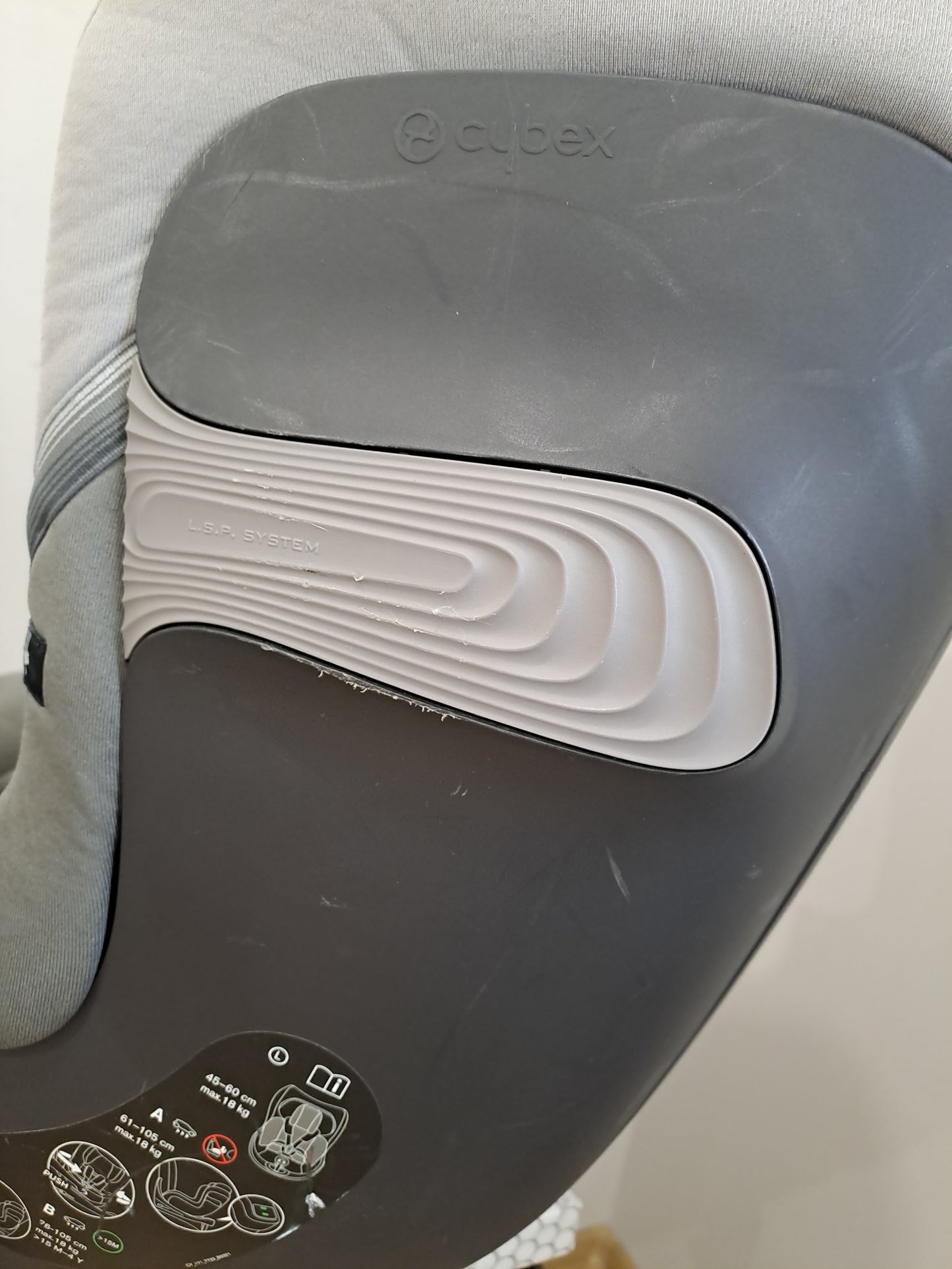 Cybex Sirona S2 i-Size 0-18kg.
