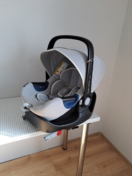 Britax Romer Baby-Safe2 i-Size 0-13kg. su baze.