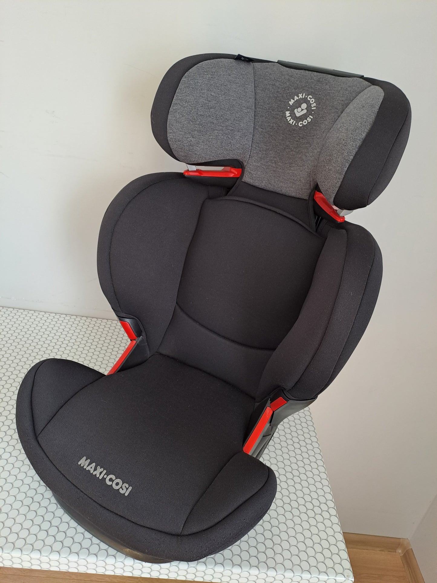 Maxi Cosi RodiFix AirProtect 15-36kg.