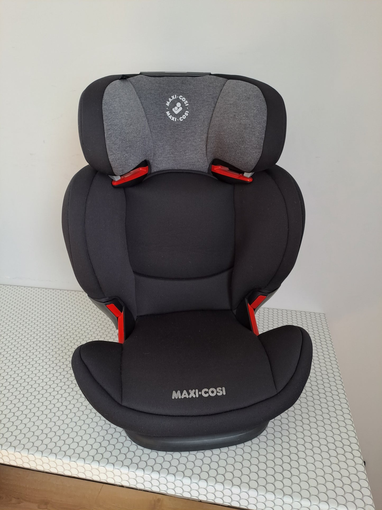 Maxi Cosi RodiFix AirProtect 15-36kg.
