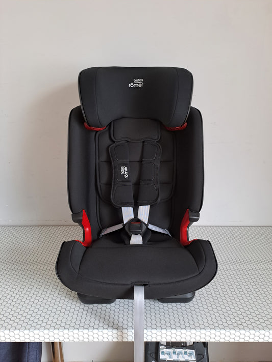 Britax Romer Advasafix IV R 9-36kg.