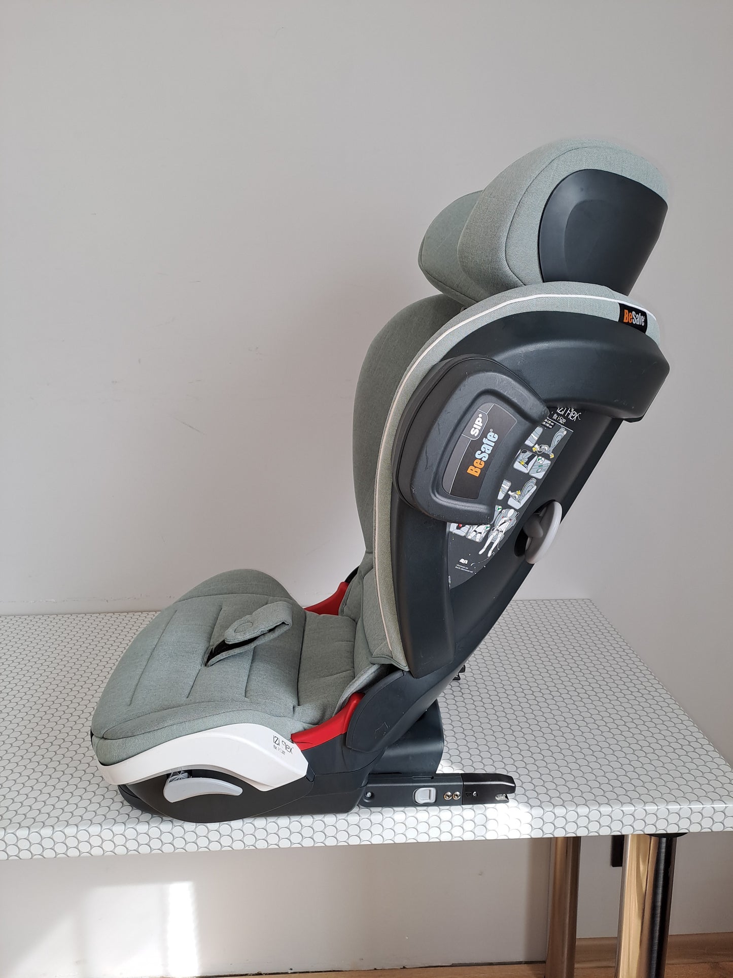 BeSafe iZi Flex Fix i-Size 15-36kg.