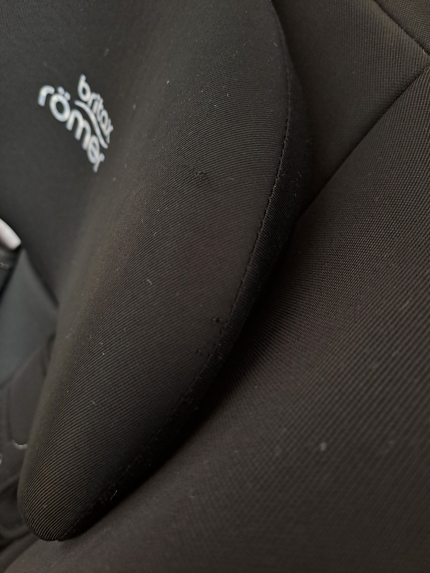 Britax Romer DualFix 2R 0-18kg.