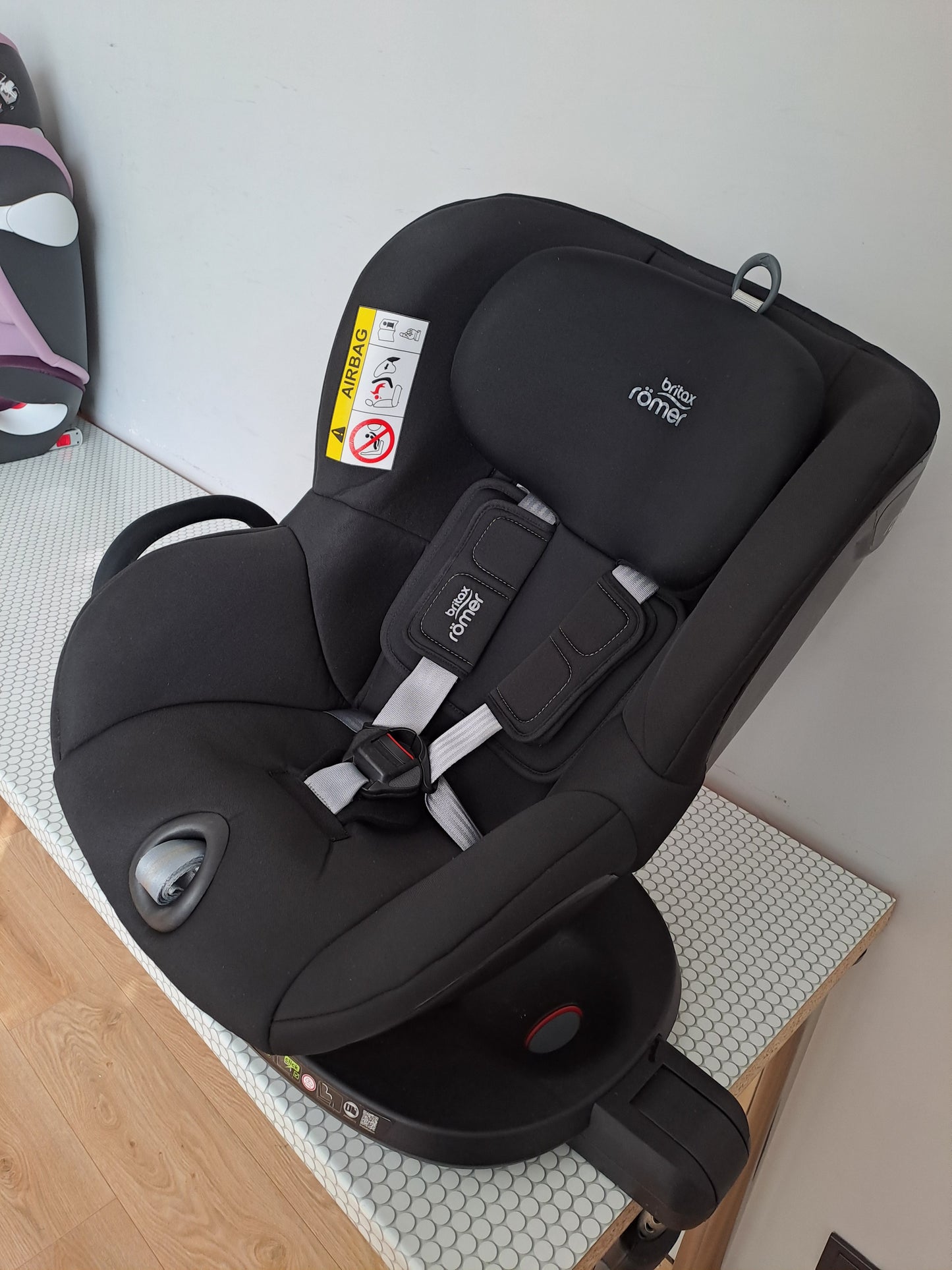 Britax Romer DualFix 2R 0-18kg.