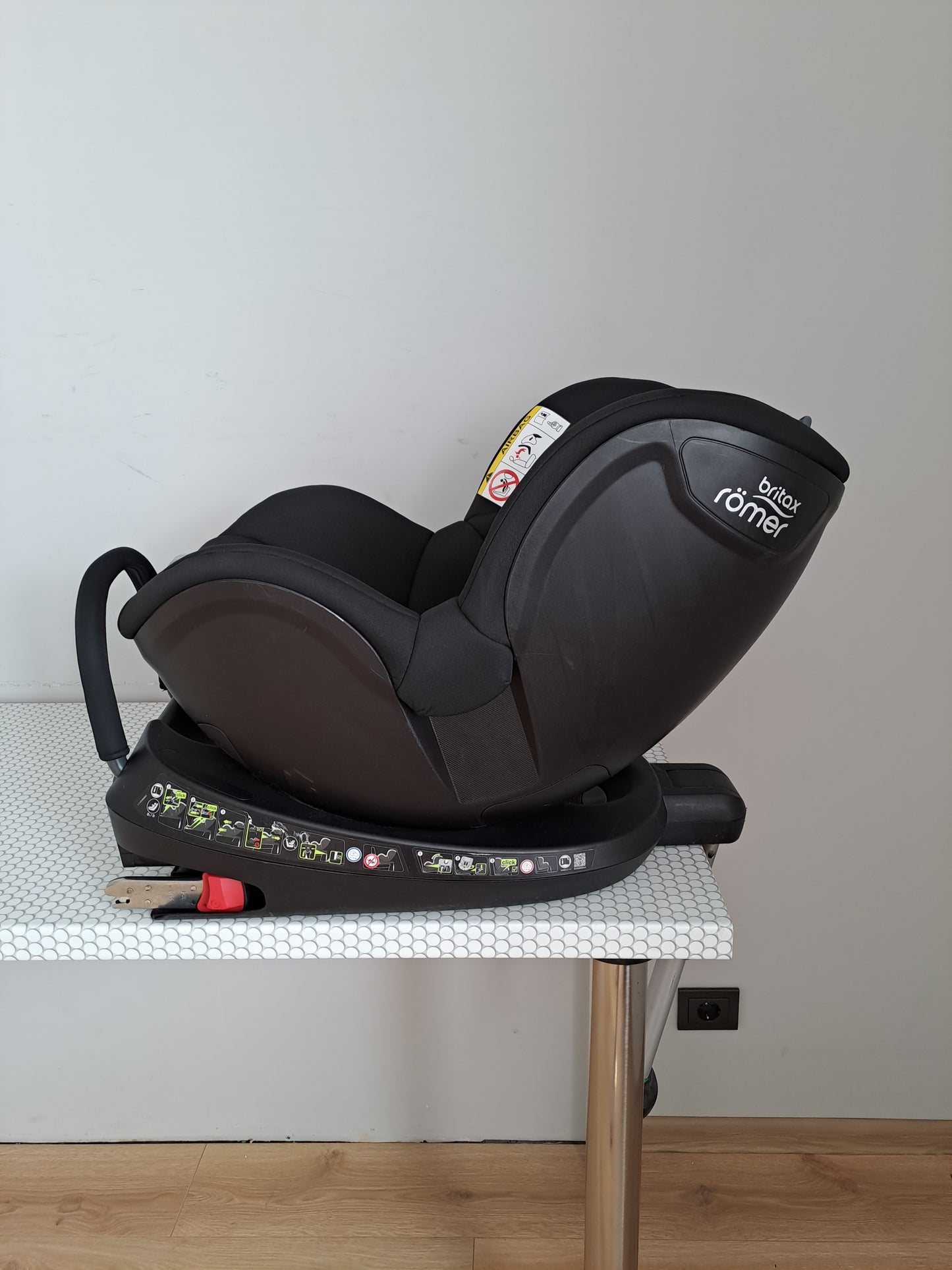 Britax Romer DualFix 2R 0-18kg.