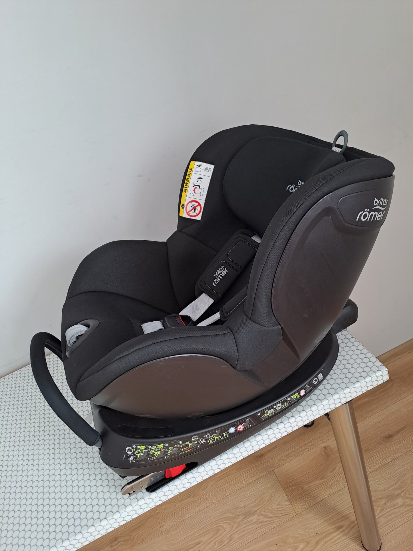 Britax Romer DualFix 2R 0-18kg.