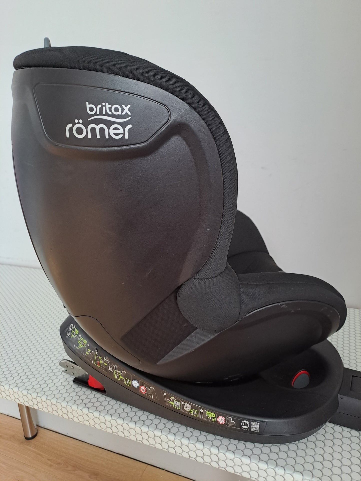 Britax Romer DualFix 2R 0-18kg.