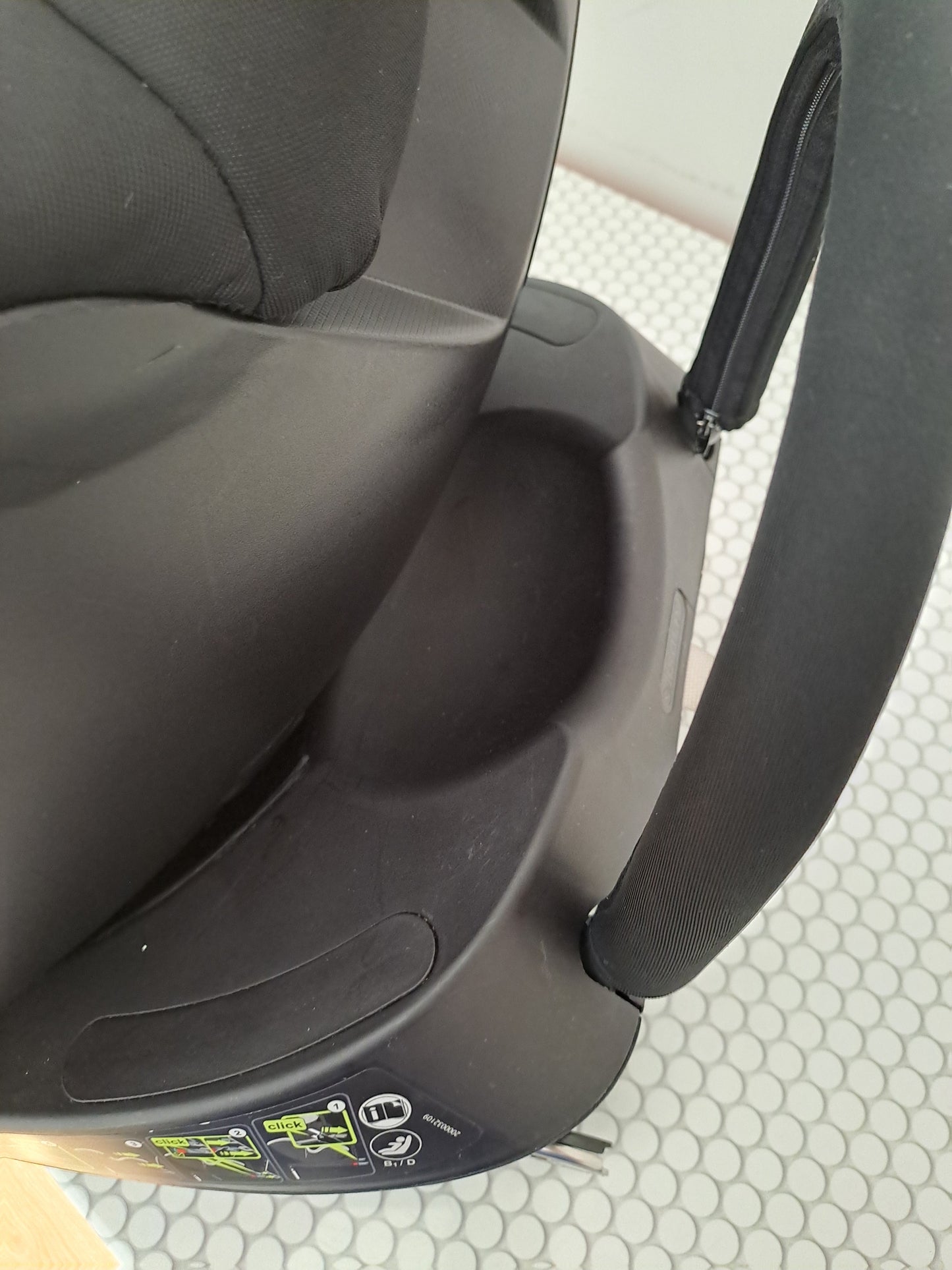 Britax Romer DualFix 2R 0-18kg.