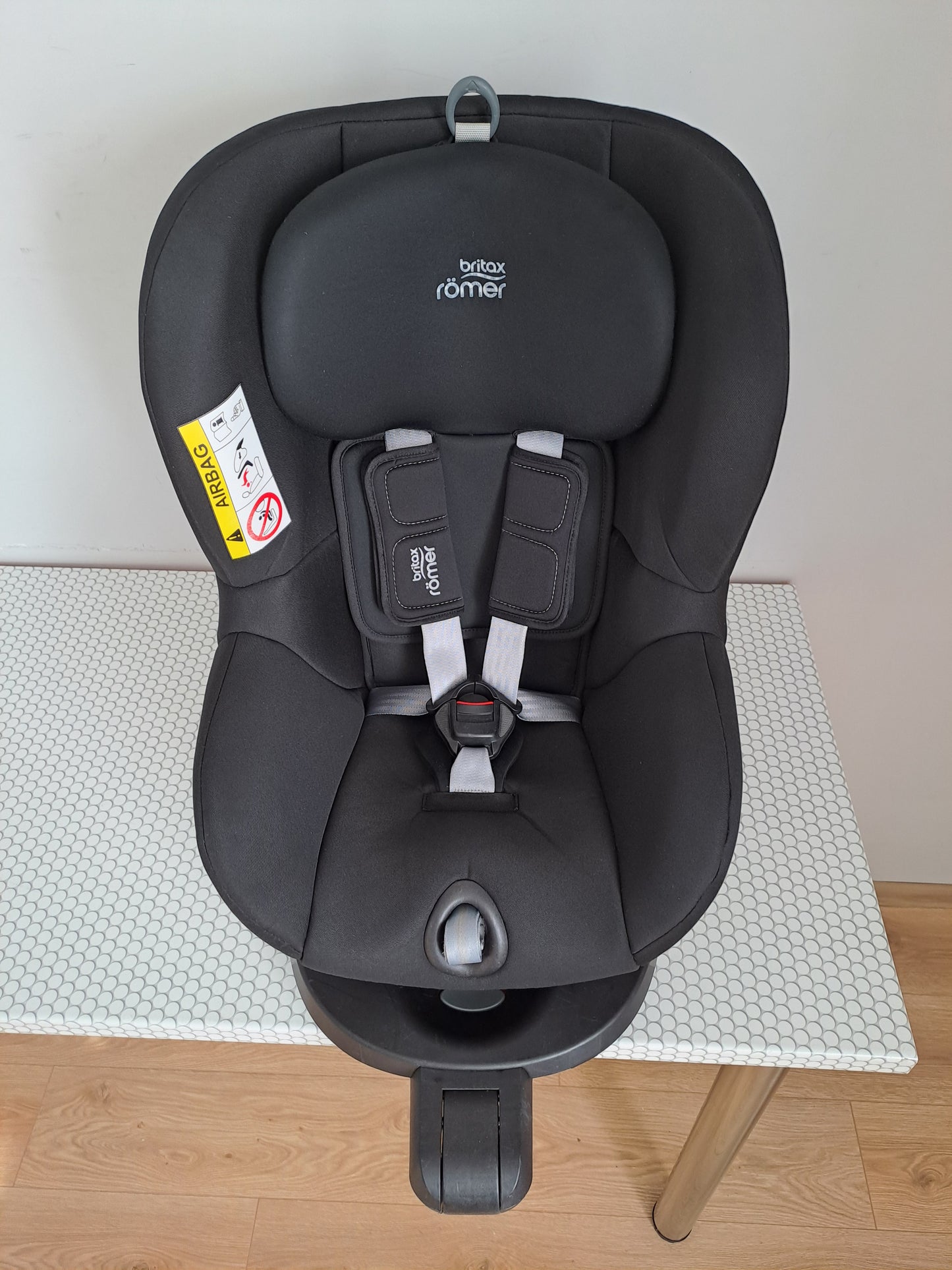 Britax Romer DualFix 2R 0-18kg.