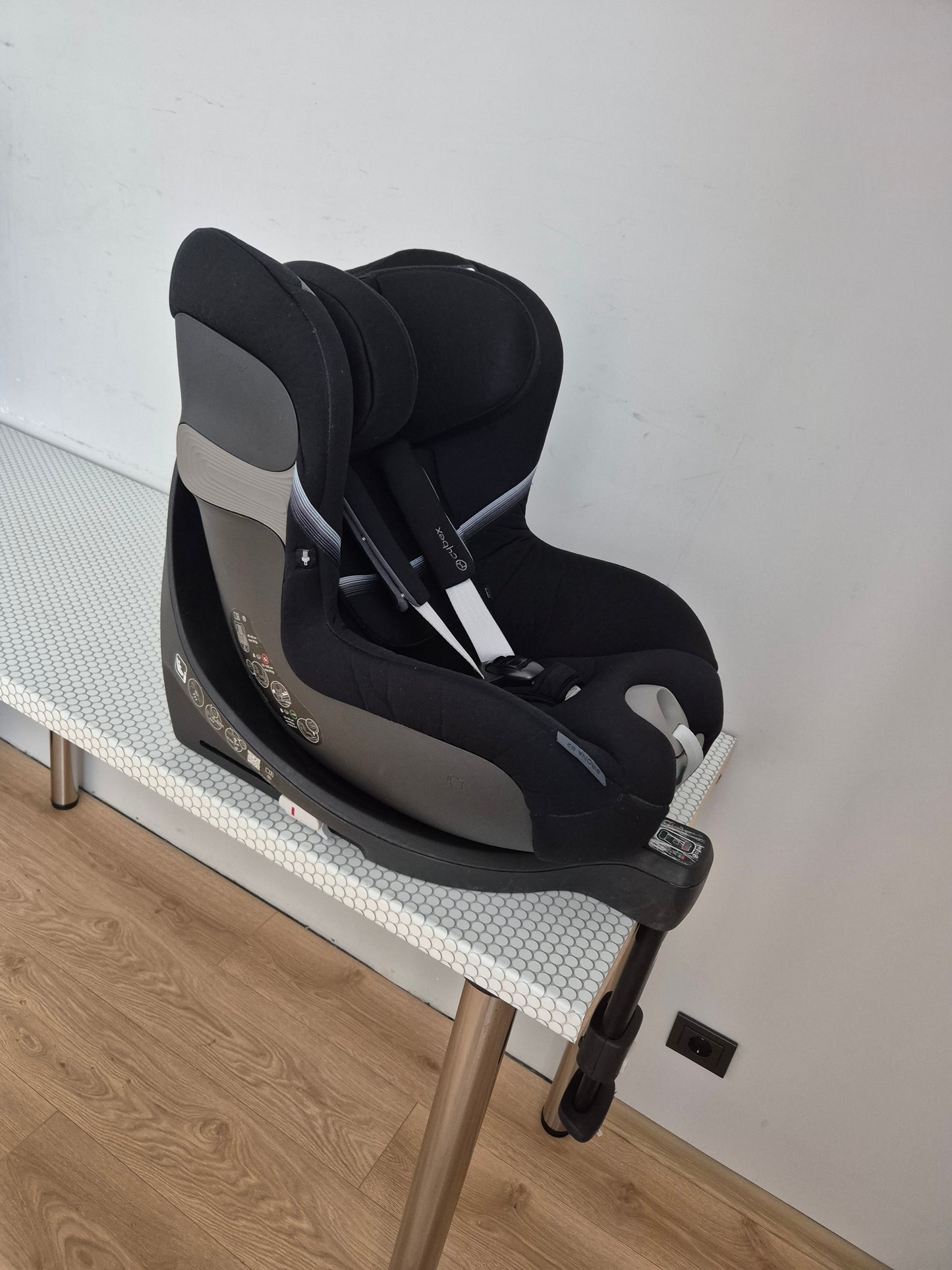 Cybex Sirona S2 i-Size 0-18kg.