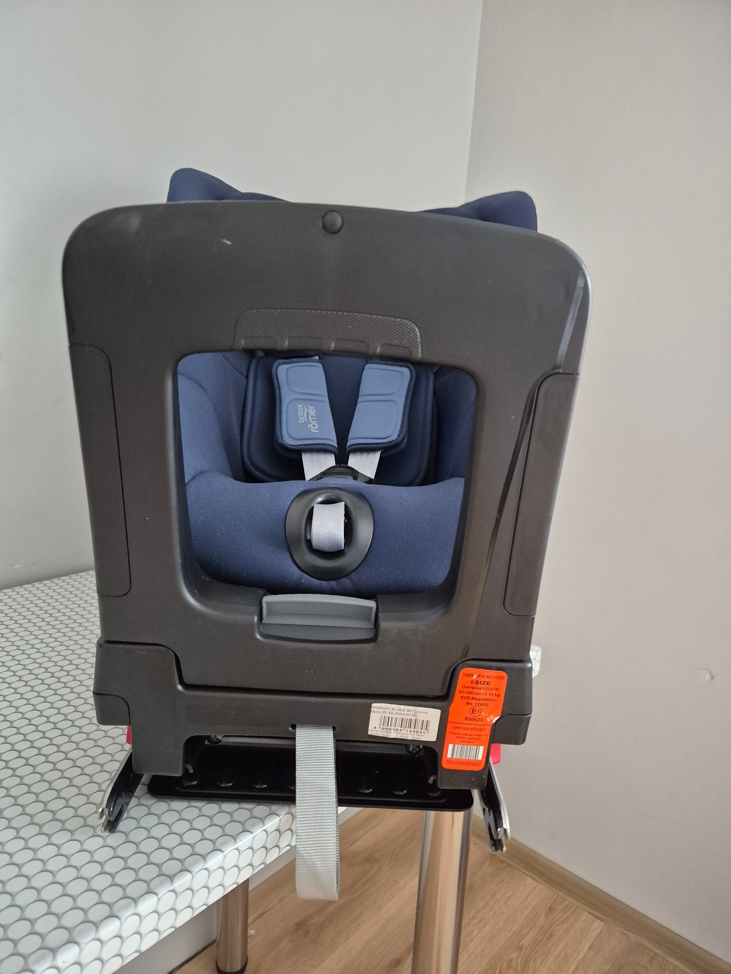 Britax Romer SwingFix M i-Size 0-18kg.