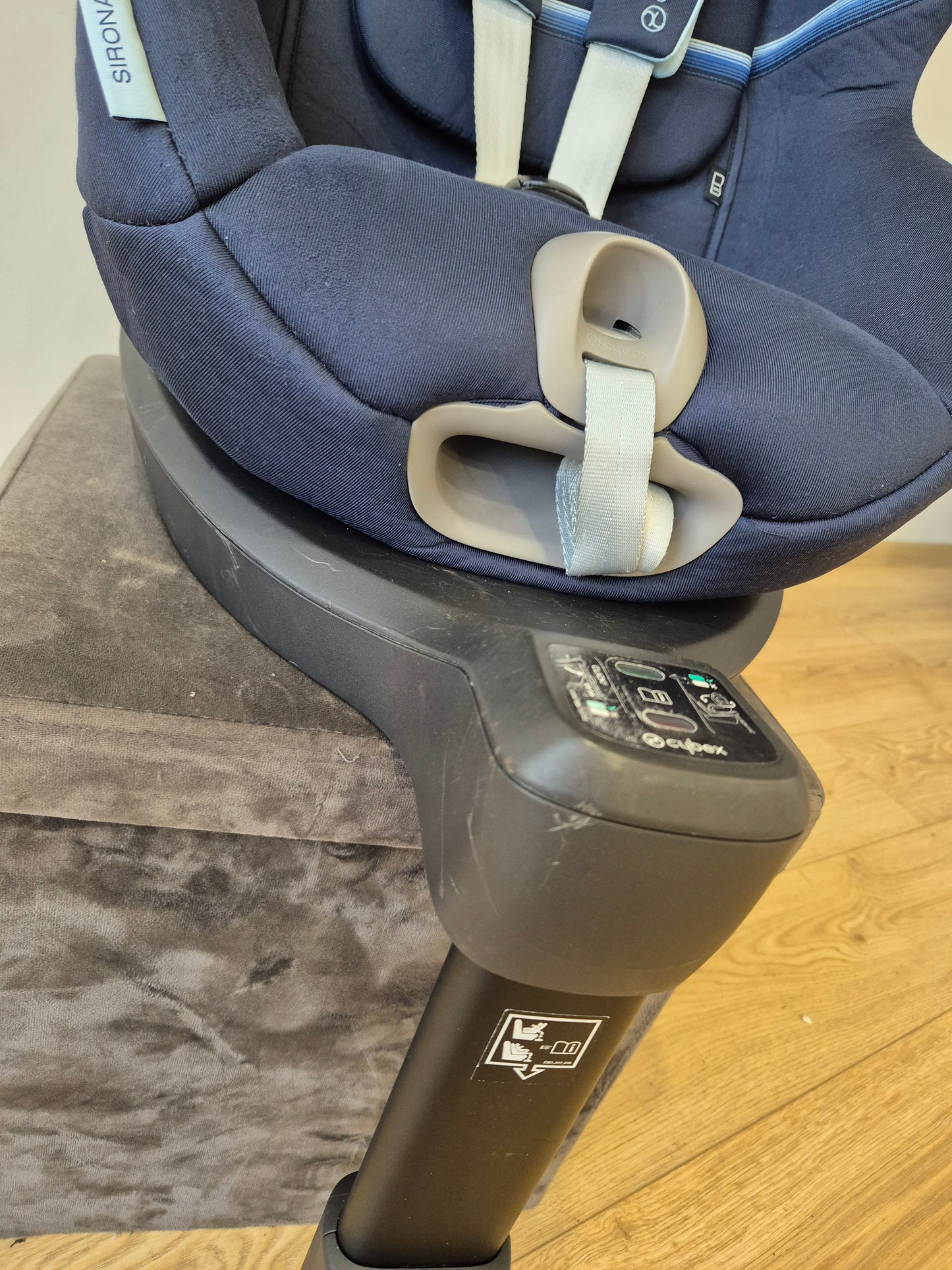 Cybex Sirona S2 i-Size 0-18kg.