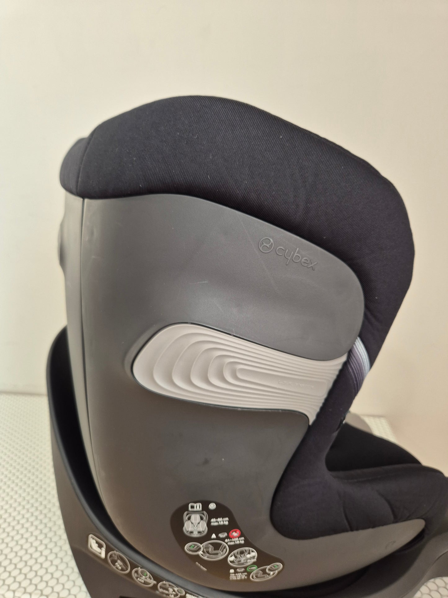 Cybex Sirona S2 i-Size 0-18kg.