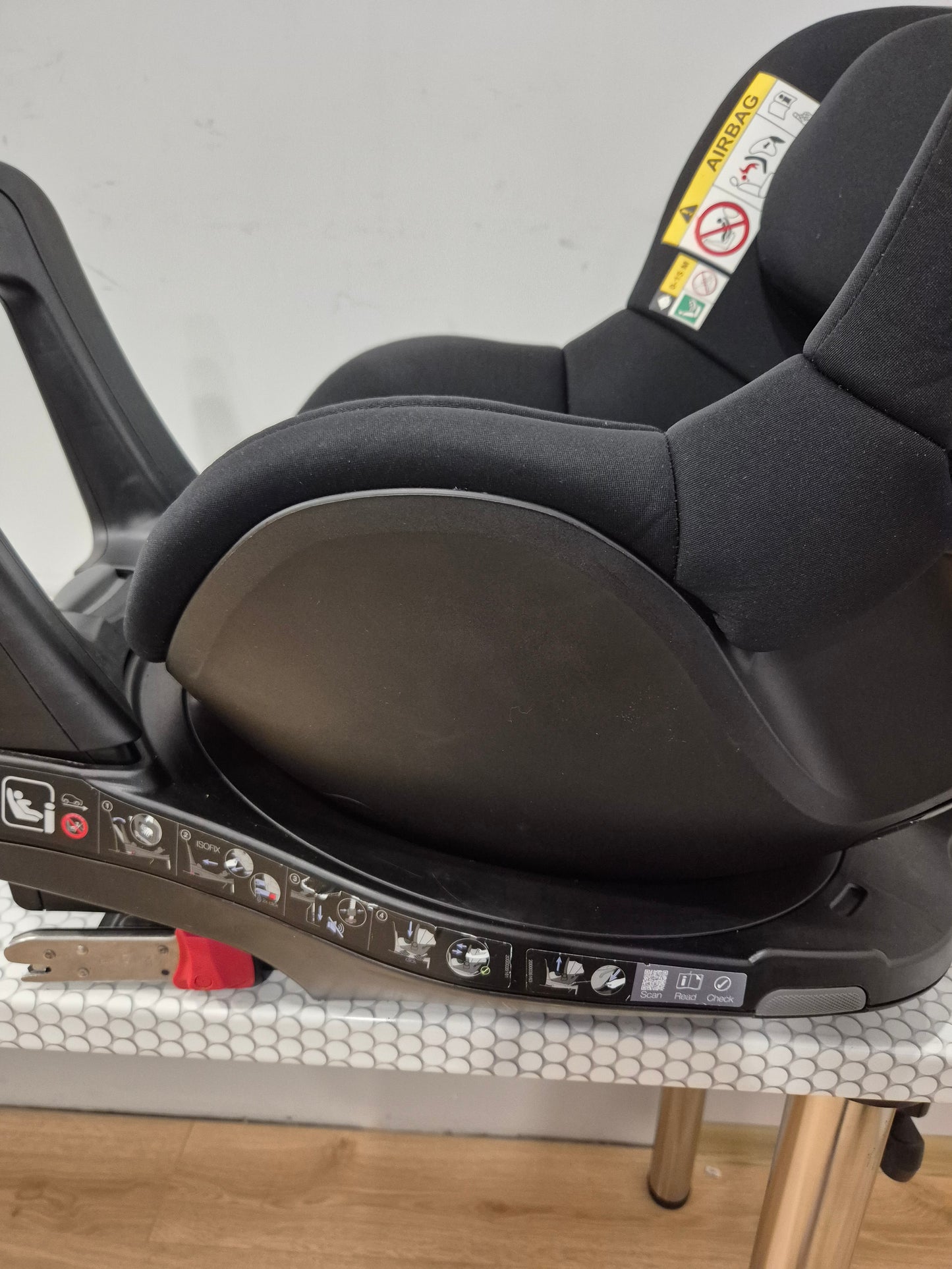 Britax DualFix3 i-Size su Flex Base IsoFix baze.