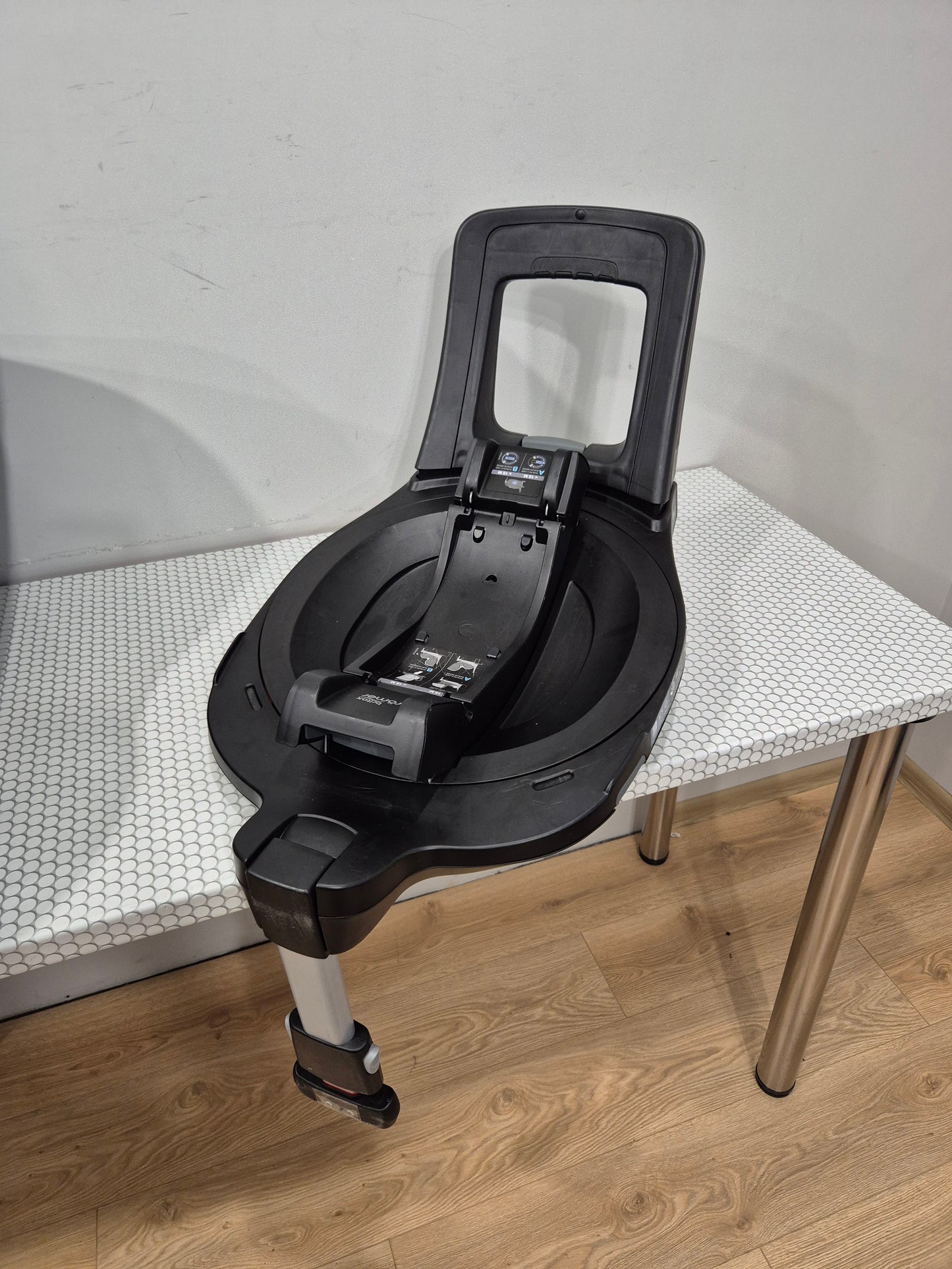 Britax DualFix3 i-Size su Flex Base IsoFix baze.