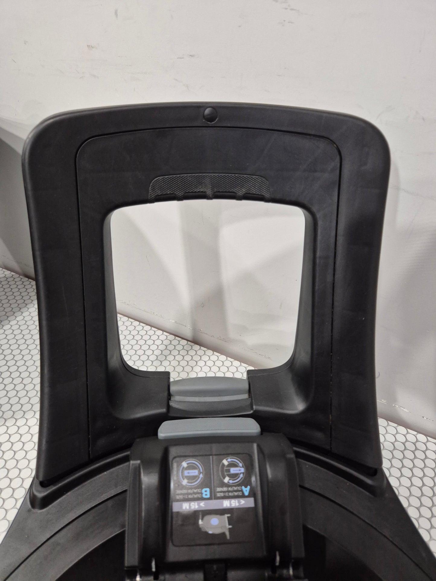 Britax DualFix3 i-Size su Flex Base IsoFix baze.