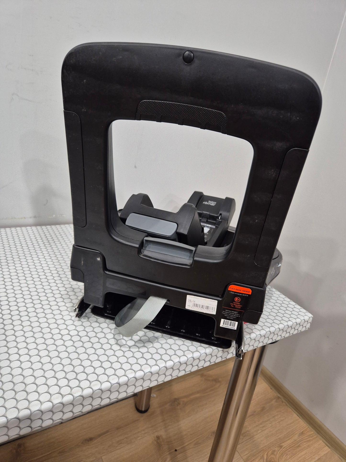 Britax DualFix3 i-Size su Flex Base IsoFix baze.