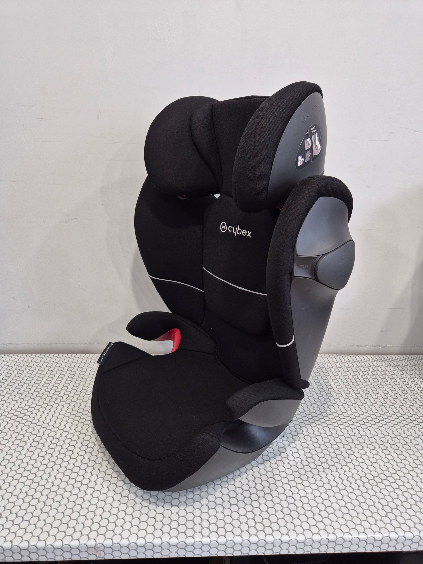 Cybex Solution M-Fix 15-36kg.