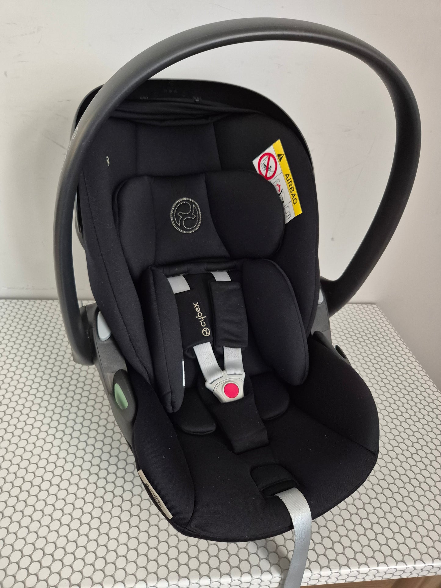 Cybex Cloud G i-Size 0-13kg. su Base G baze.