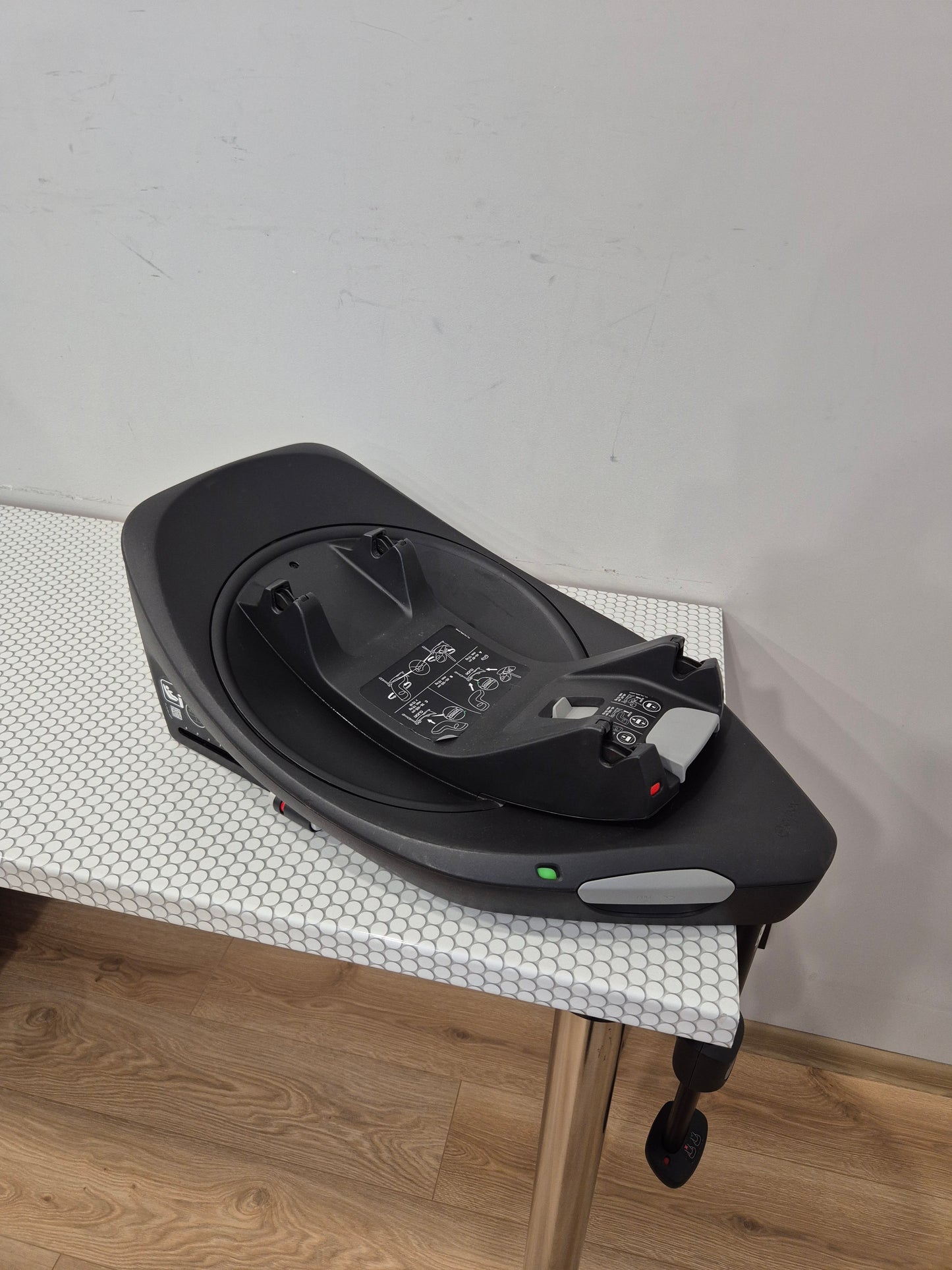 Cybex Cloud G i-Size 0-13kg. su Base G baze.