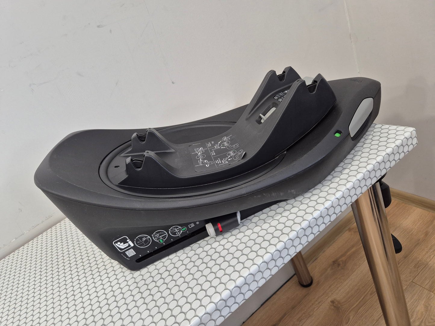 Cybex Cloud G i-Size 0-13kg. su Base G baze.