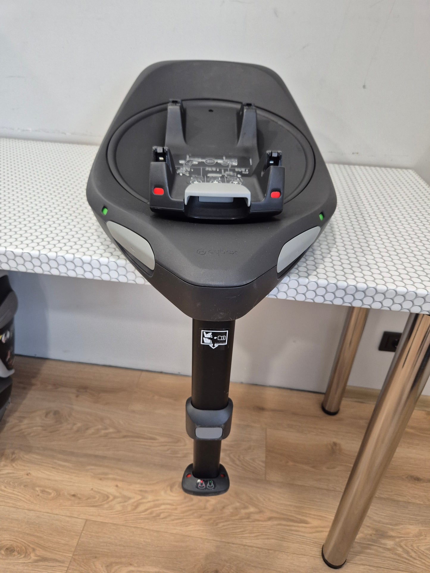 Cybex Cloud G i-Size 0-13kg. su Base G baze.