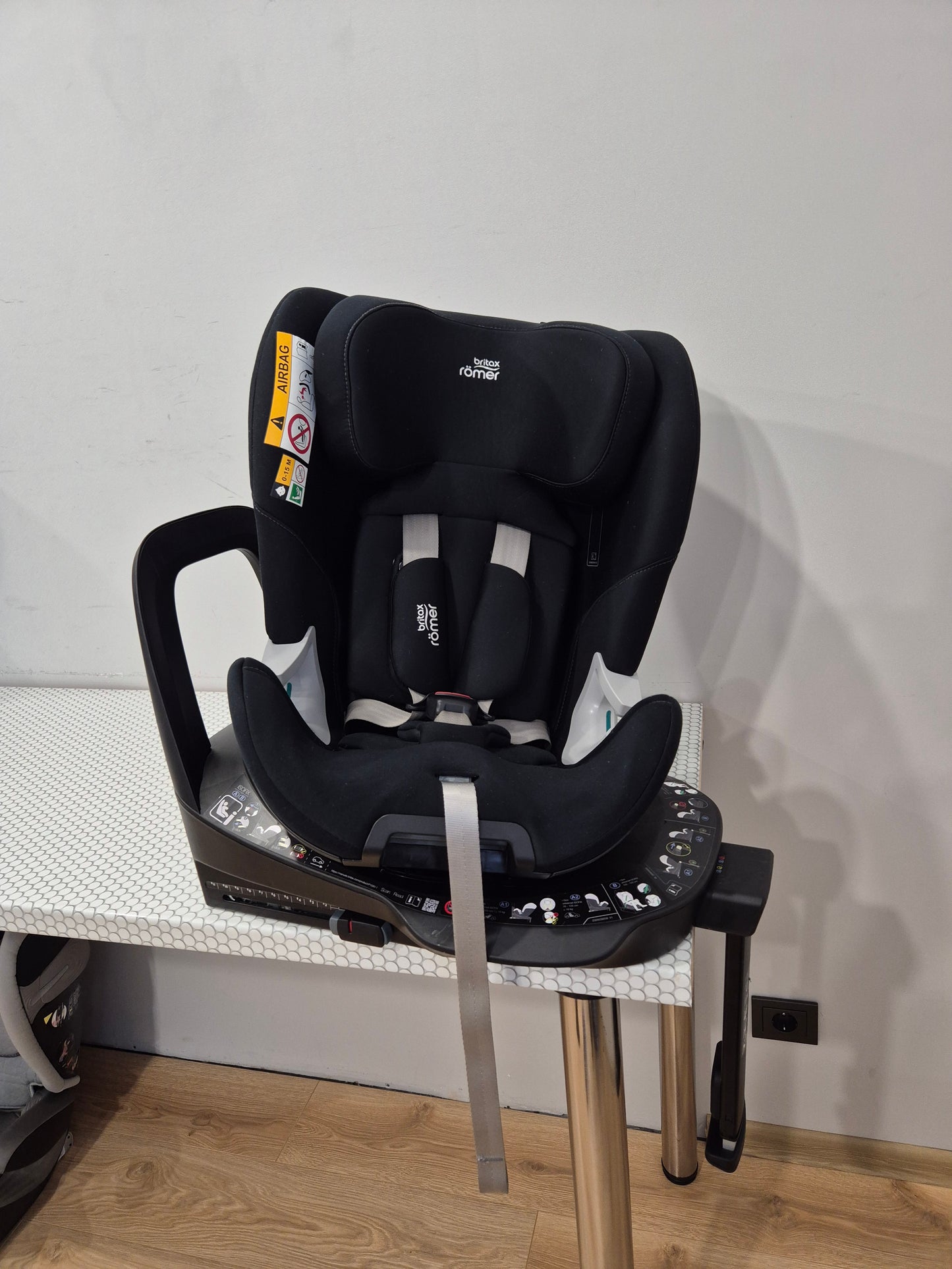 Britax Swivel 40-125cm.