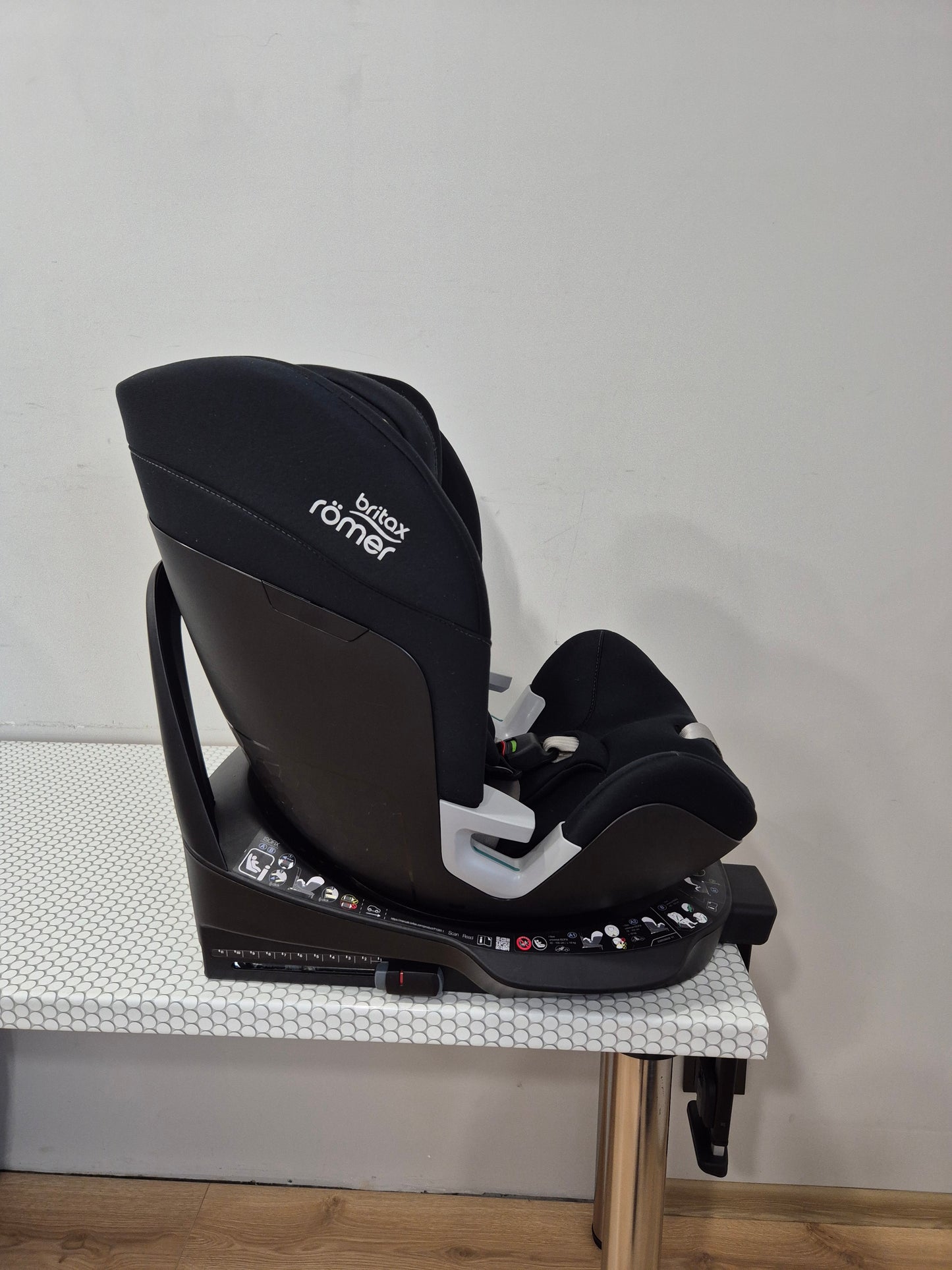 Britax Swivel 40-125cm.