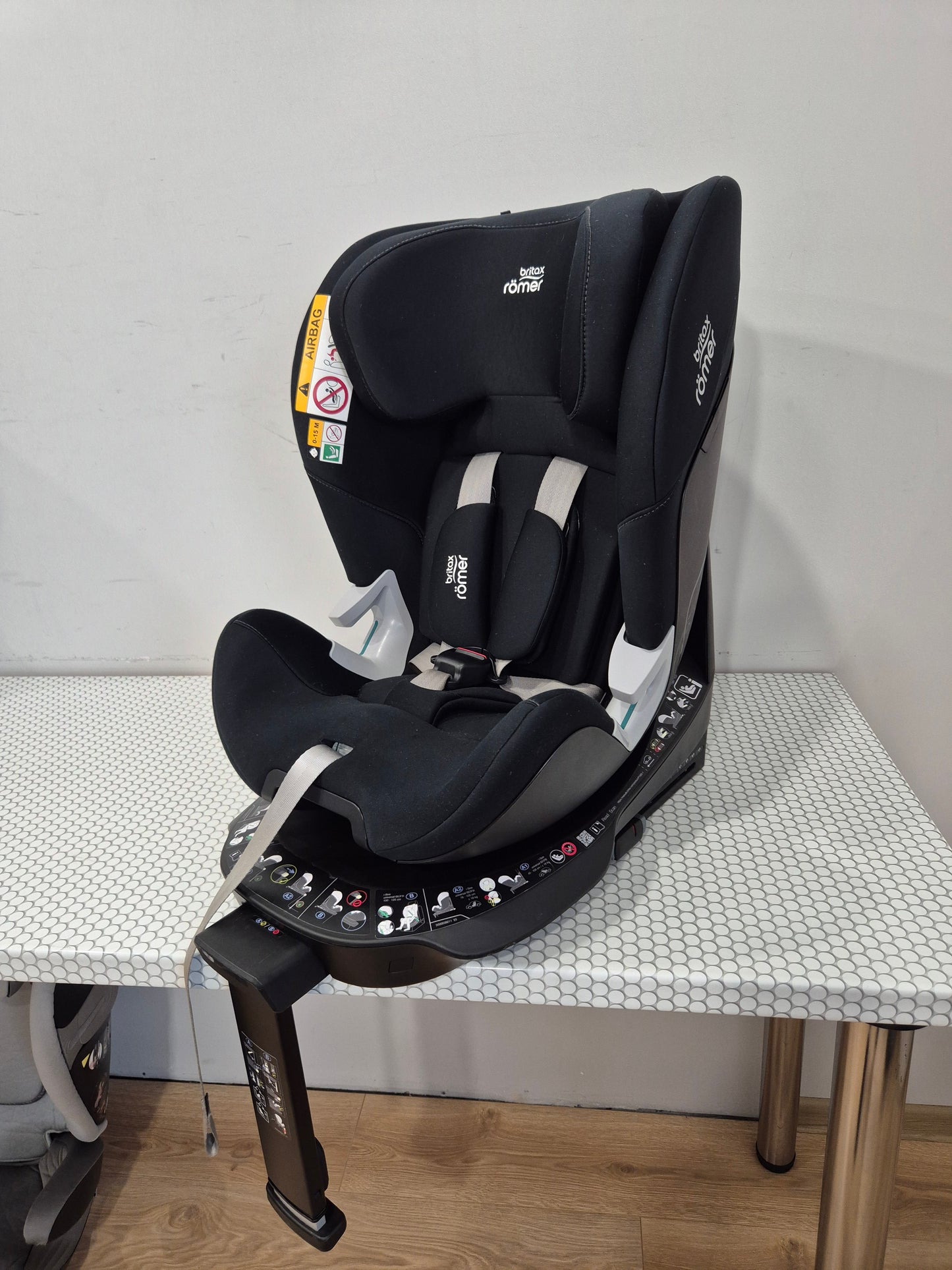 Britax Swivel 40-125cm.