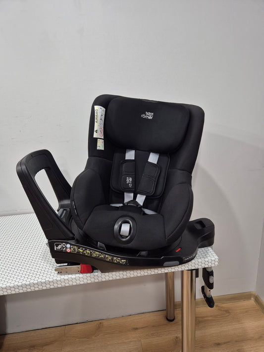 Britax Romer DualFix M i-Size 0-18kg.