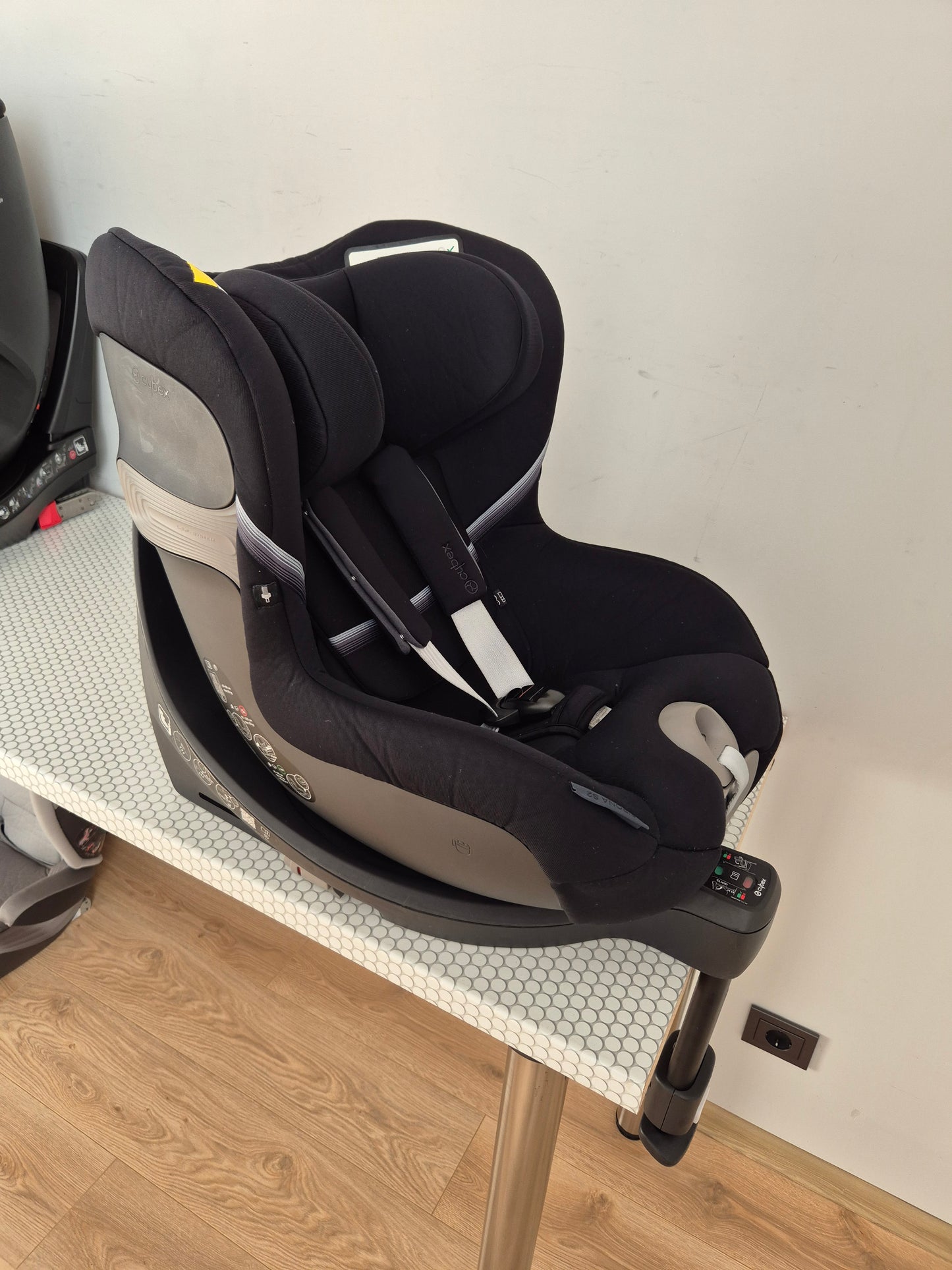 Cybex Sirona S2 i-Size 0-18kg.
