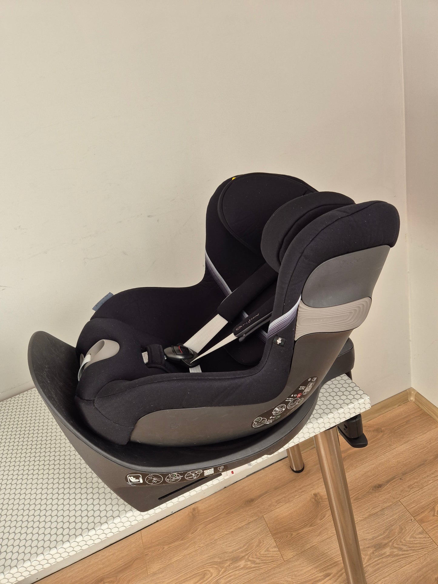 Cybex Sirona S2 i-Size 0-18kg.