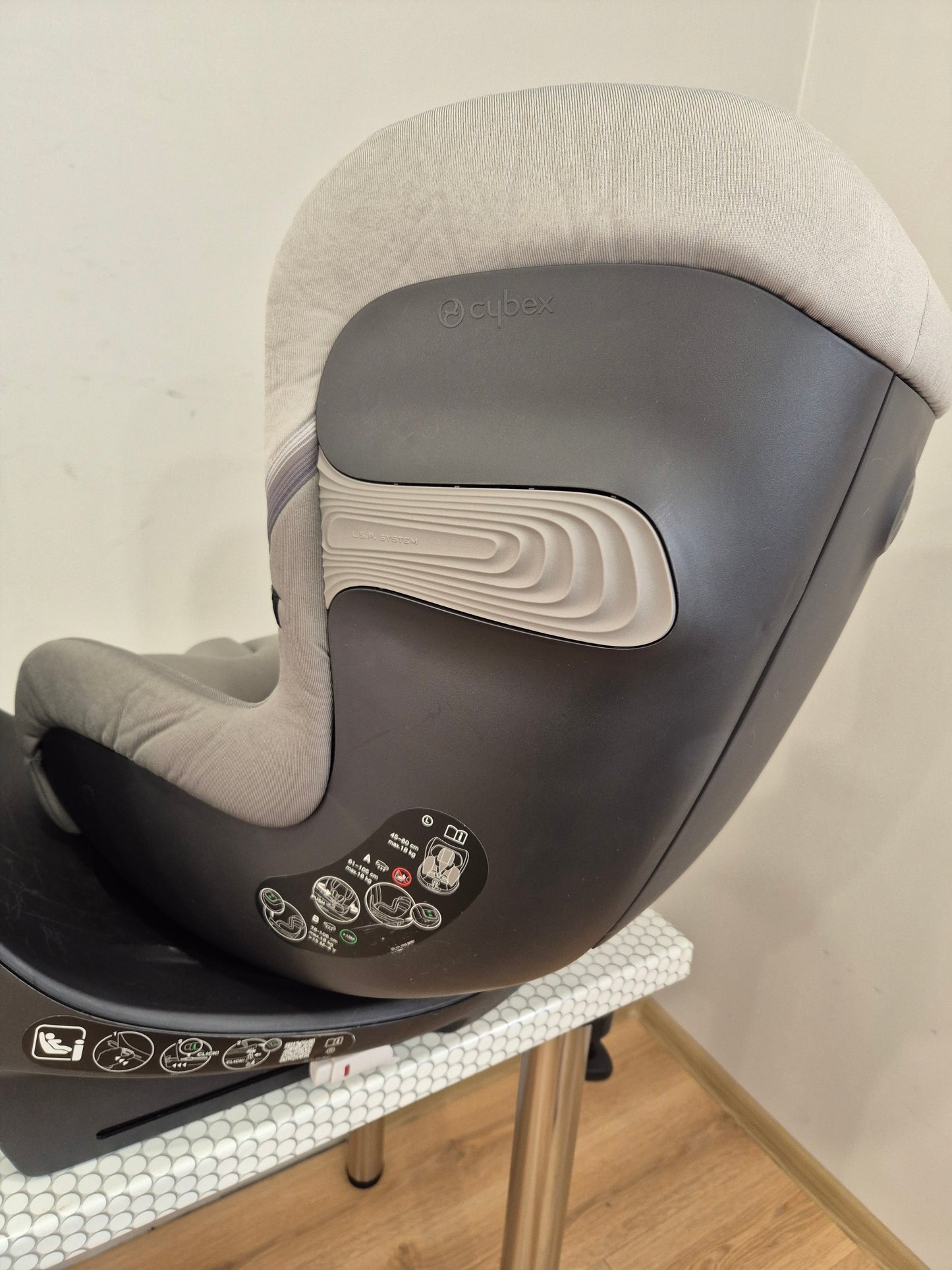 Cybex Sirona S2 i-Size 0-18kg.