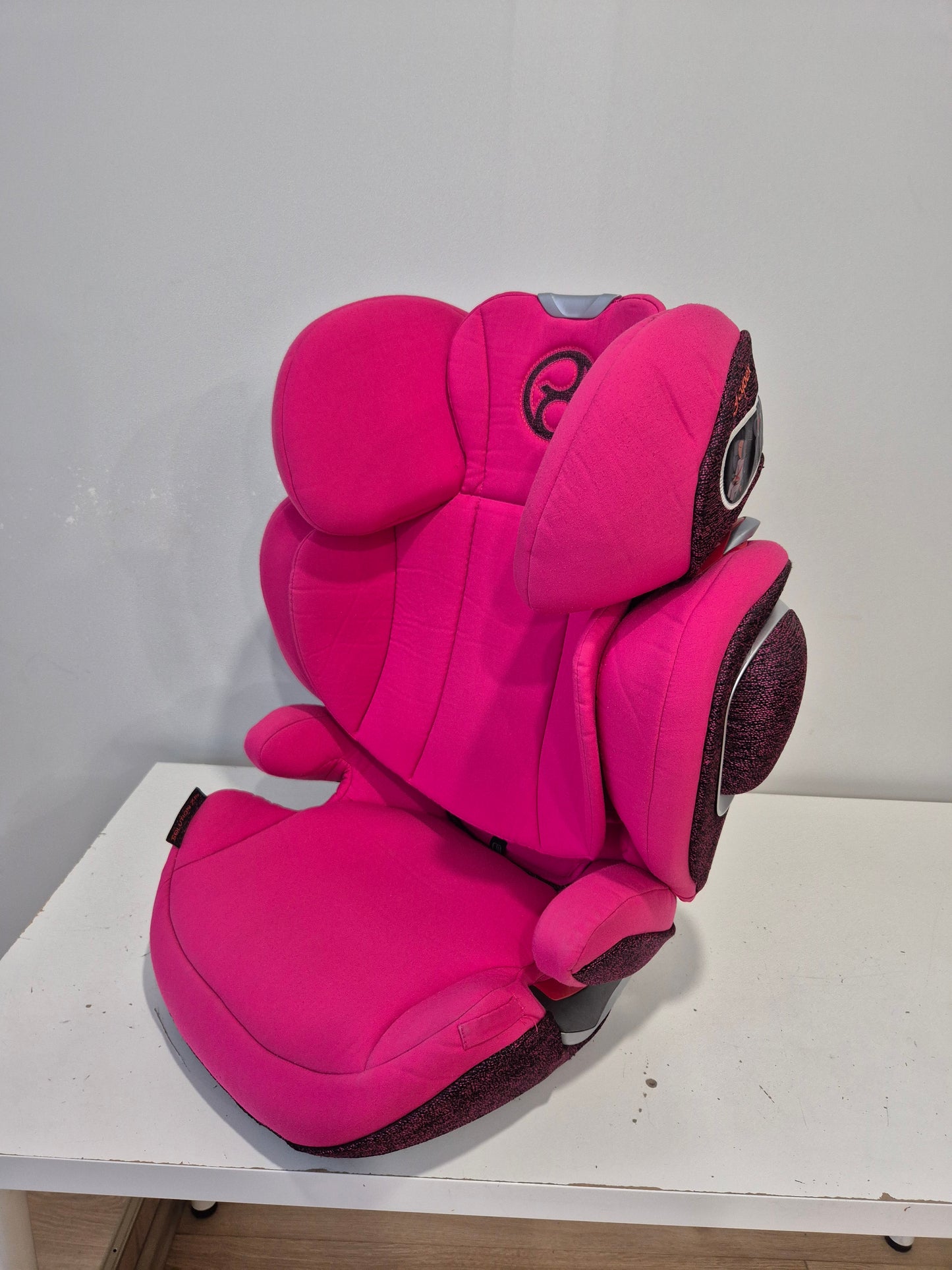 Cybex Solution Z-Fix 15-36kg.