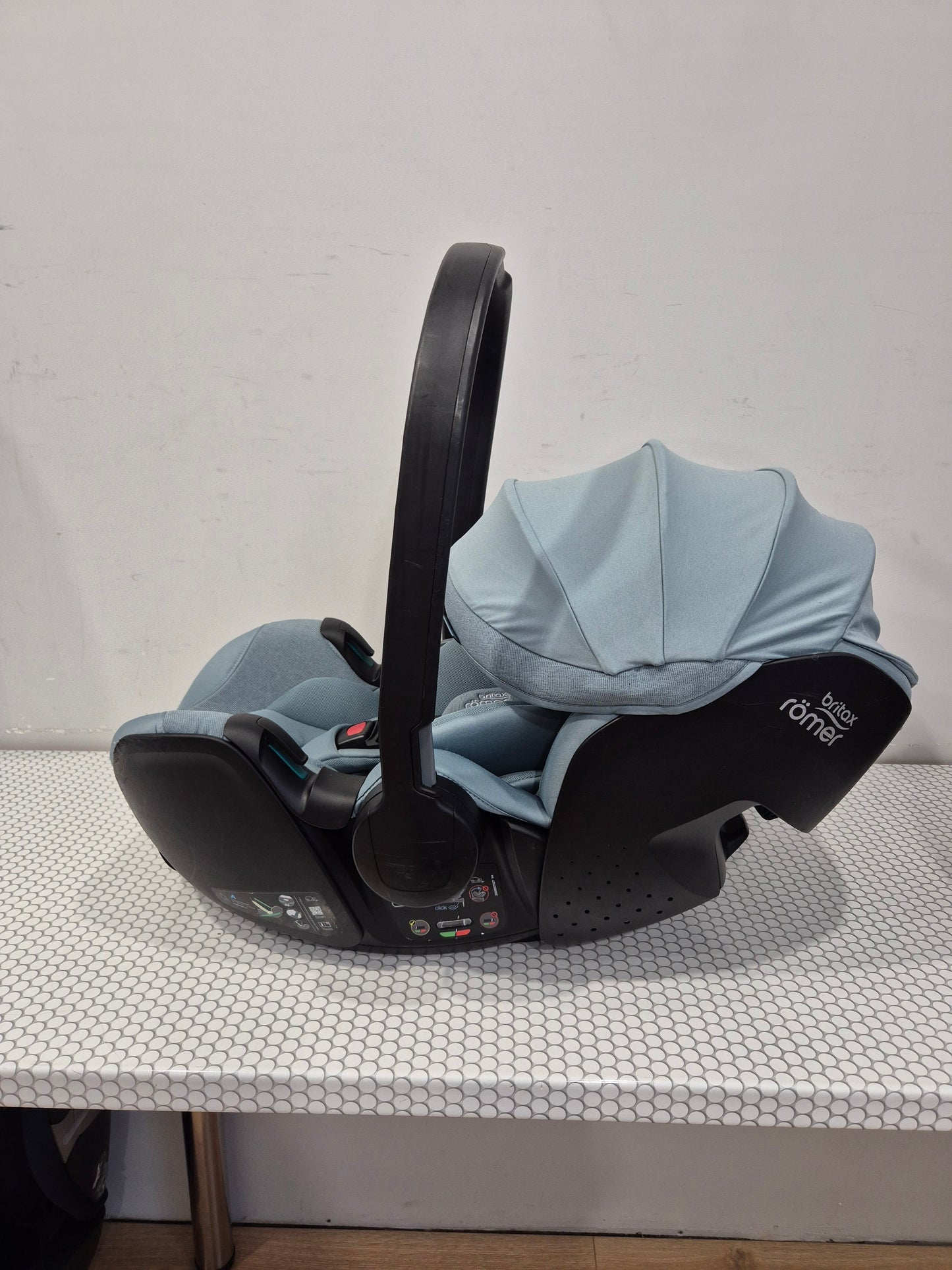Baby-Safe Pro 0-13kg. ir Vario Base 5Z bazė