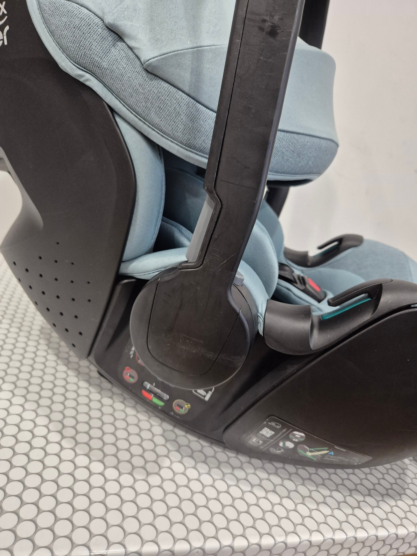 Baby-Safe Pro 0-13kg. ir Vario Base 5Z bazė